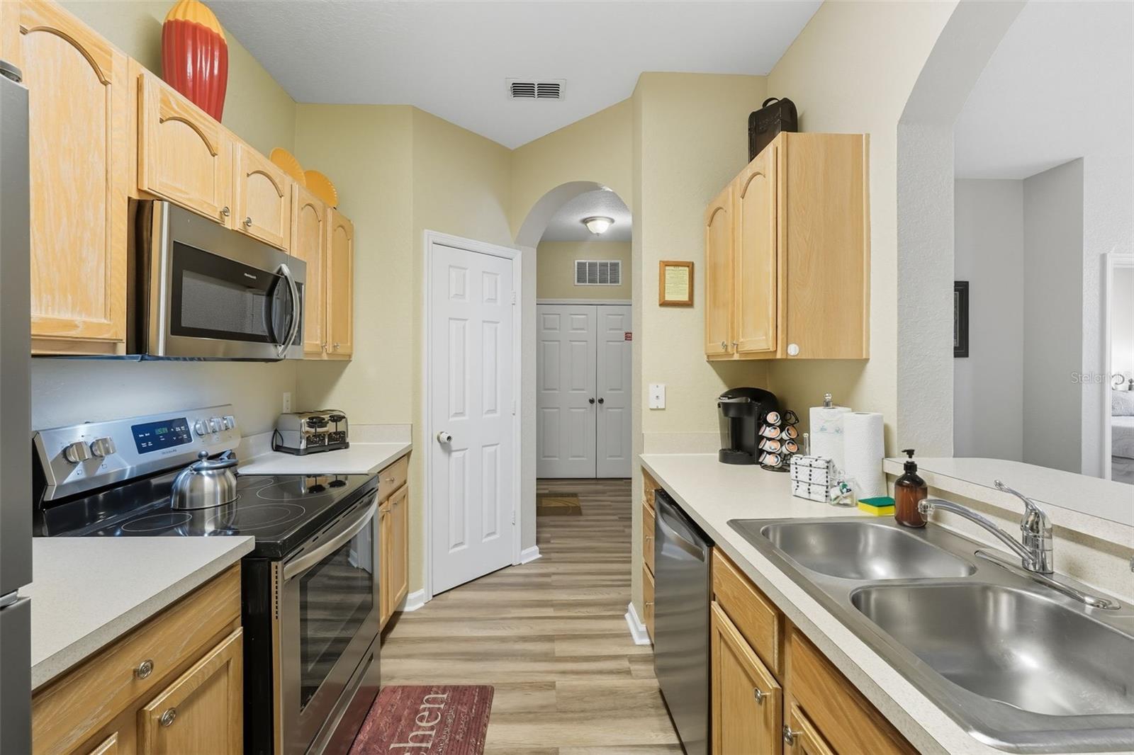 2778 ALMATON LOOP #104