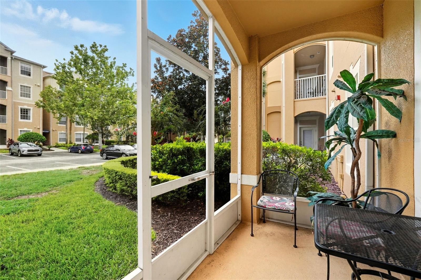 2778 ALMATON LOOP #104