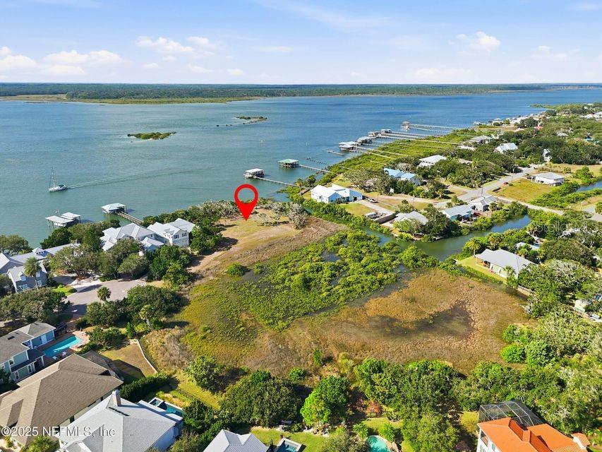 225 N LA CRESCENTA DR