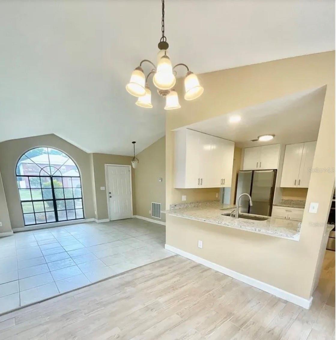 708 DEL RIO WAY