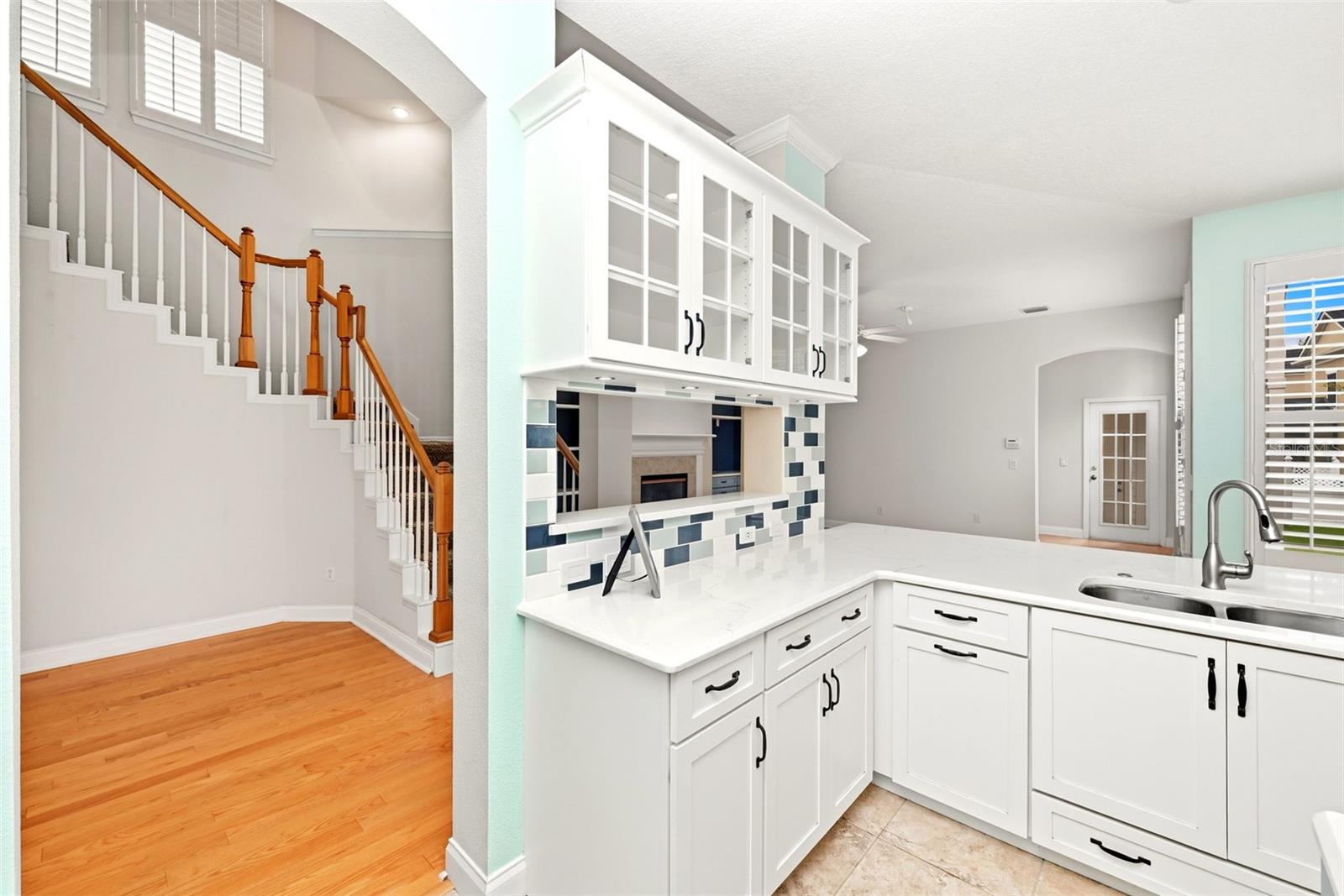 1110 RUSH CT
