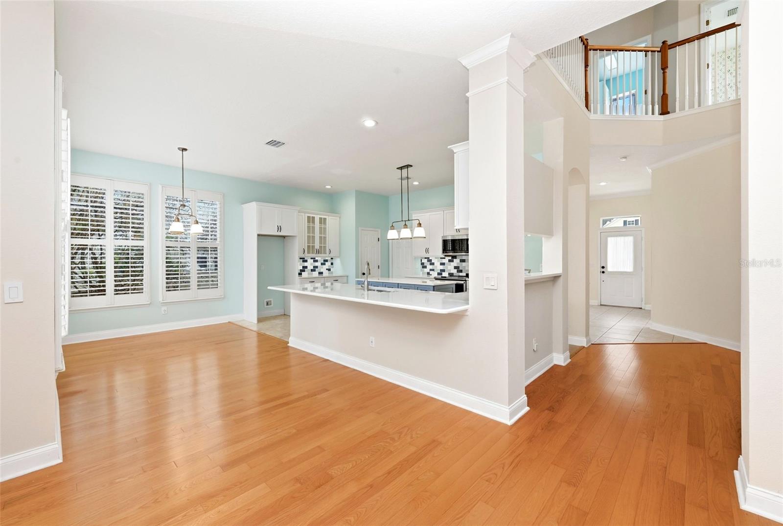 1110 RUSH CT