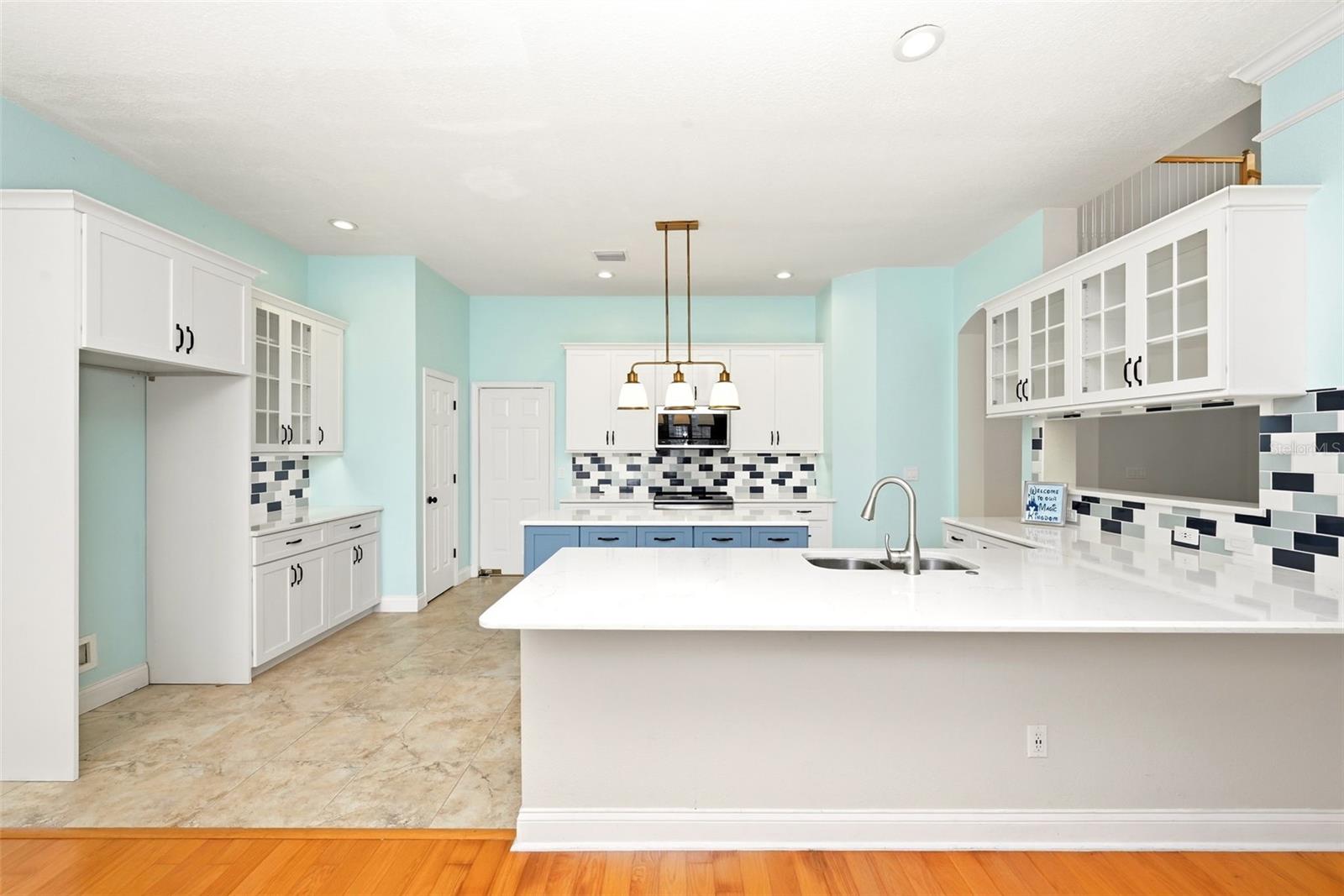 1110 RUSH CT