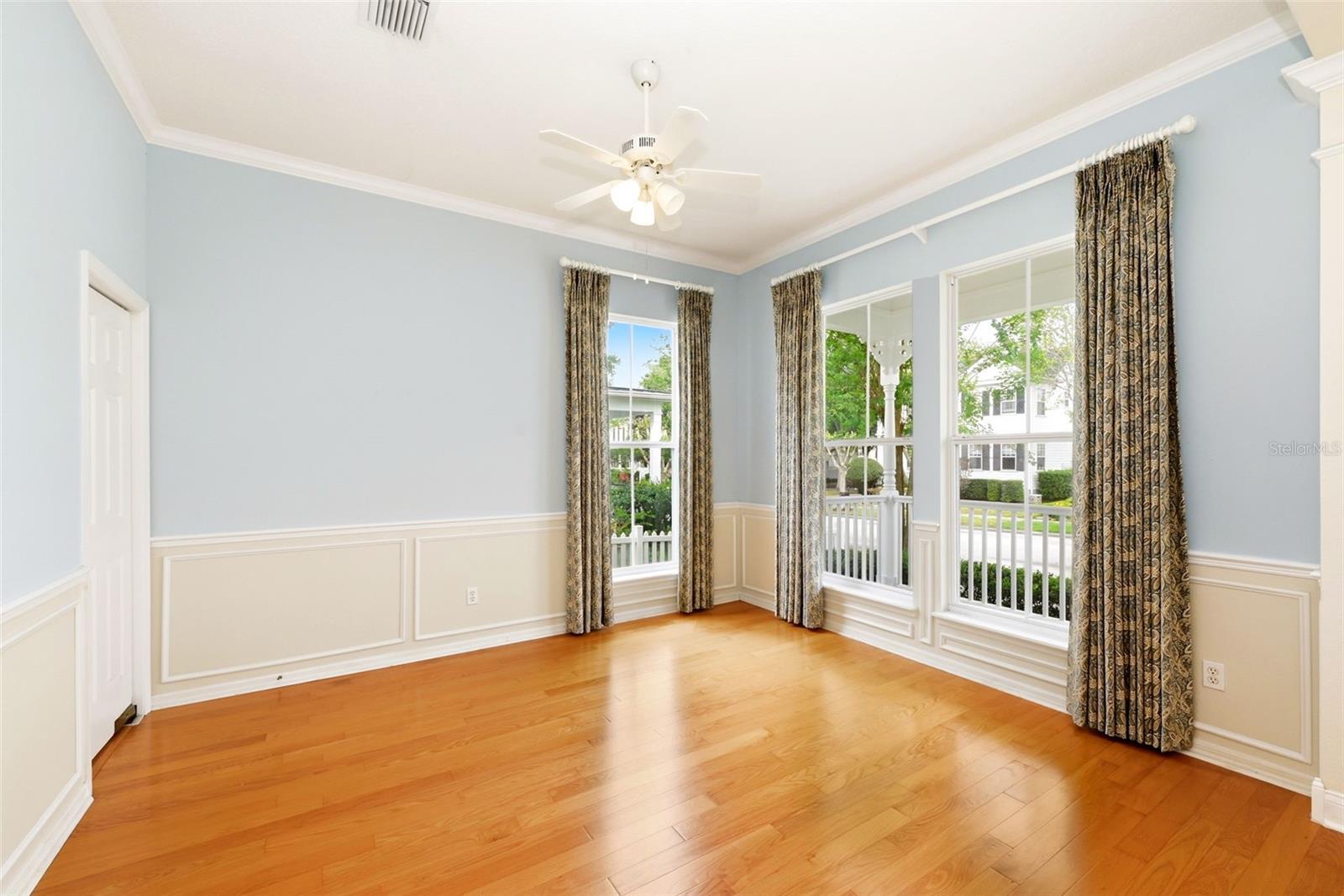 1110 RUSH CT