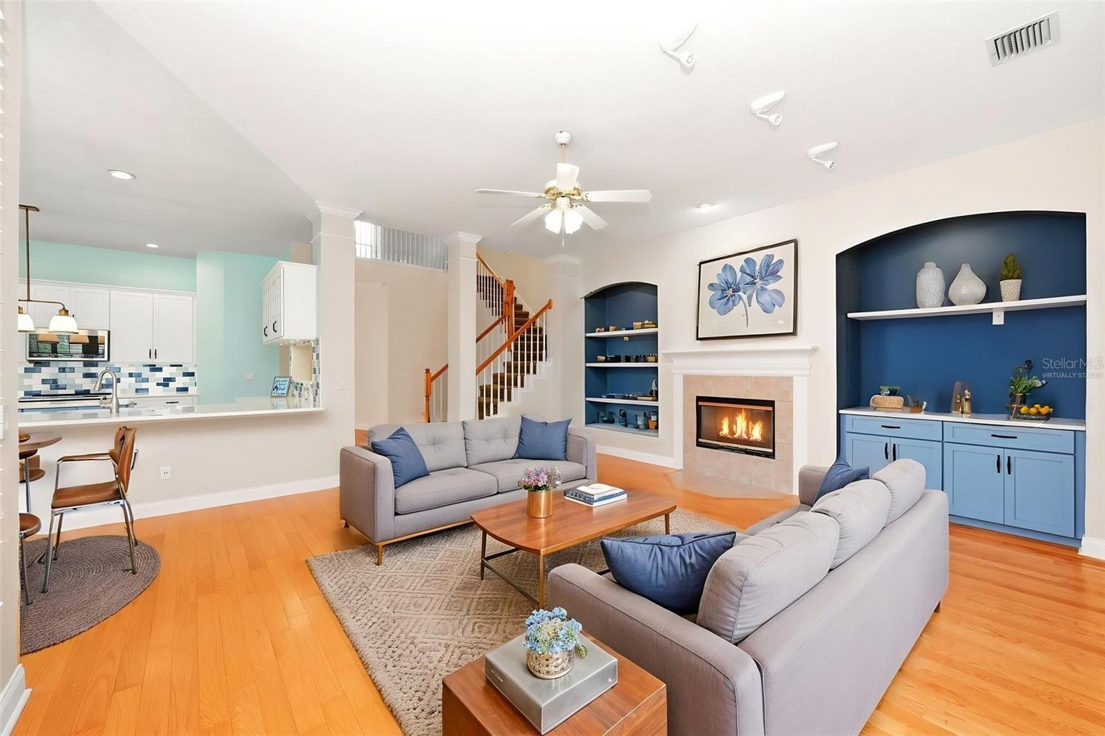 1110 RUSH CT
