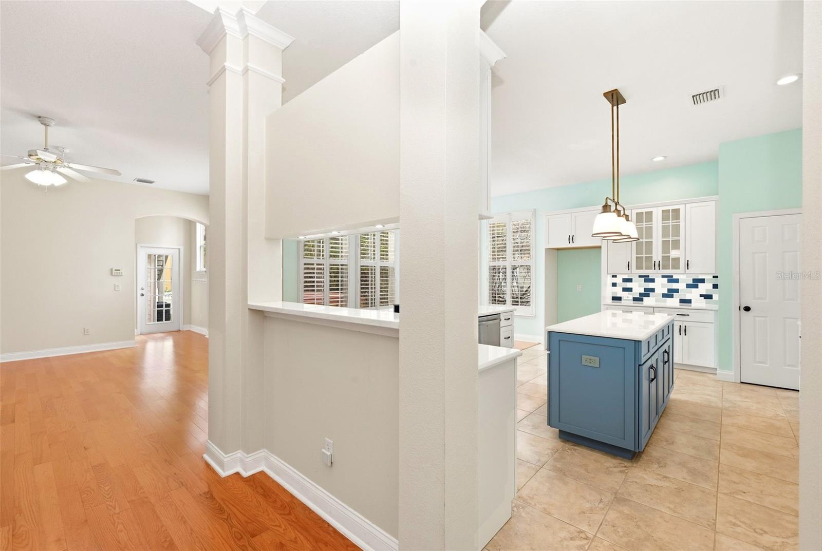 1110 RUSH CT
