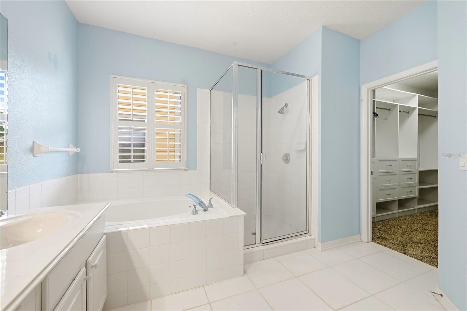 1110 RUSH CT