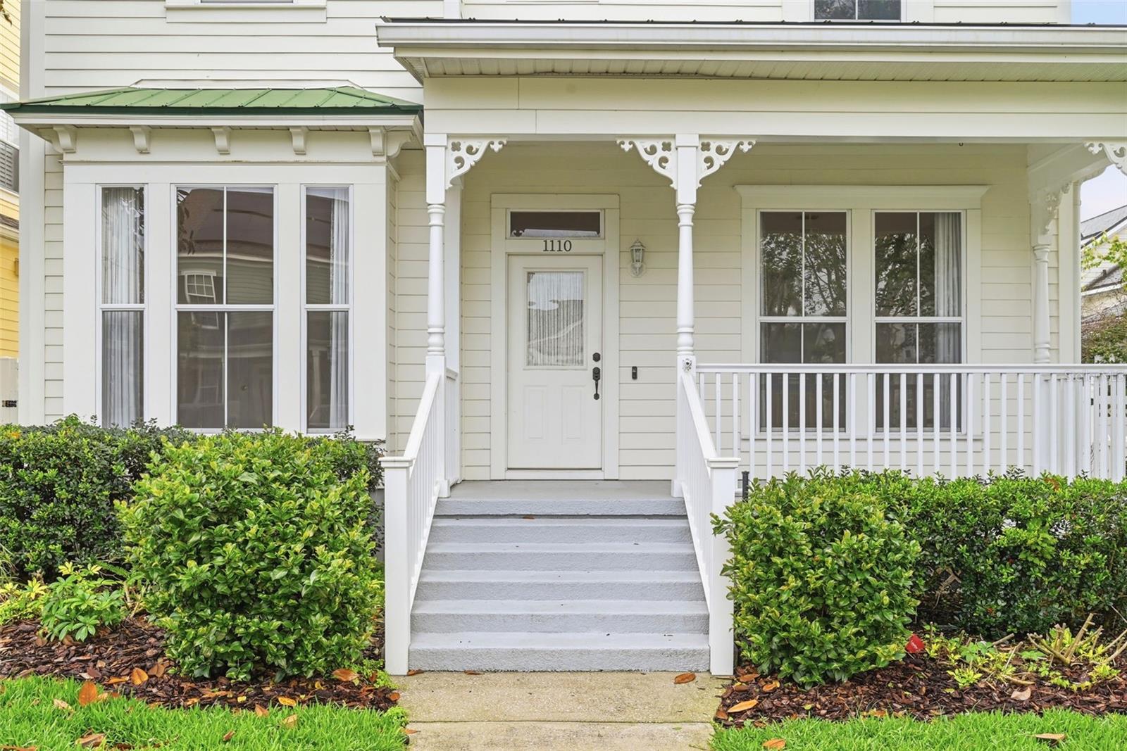 1110 RUSH CT