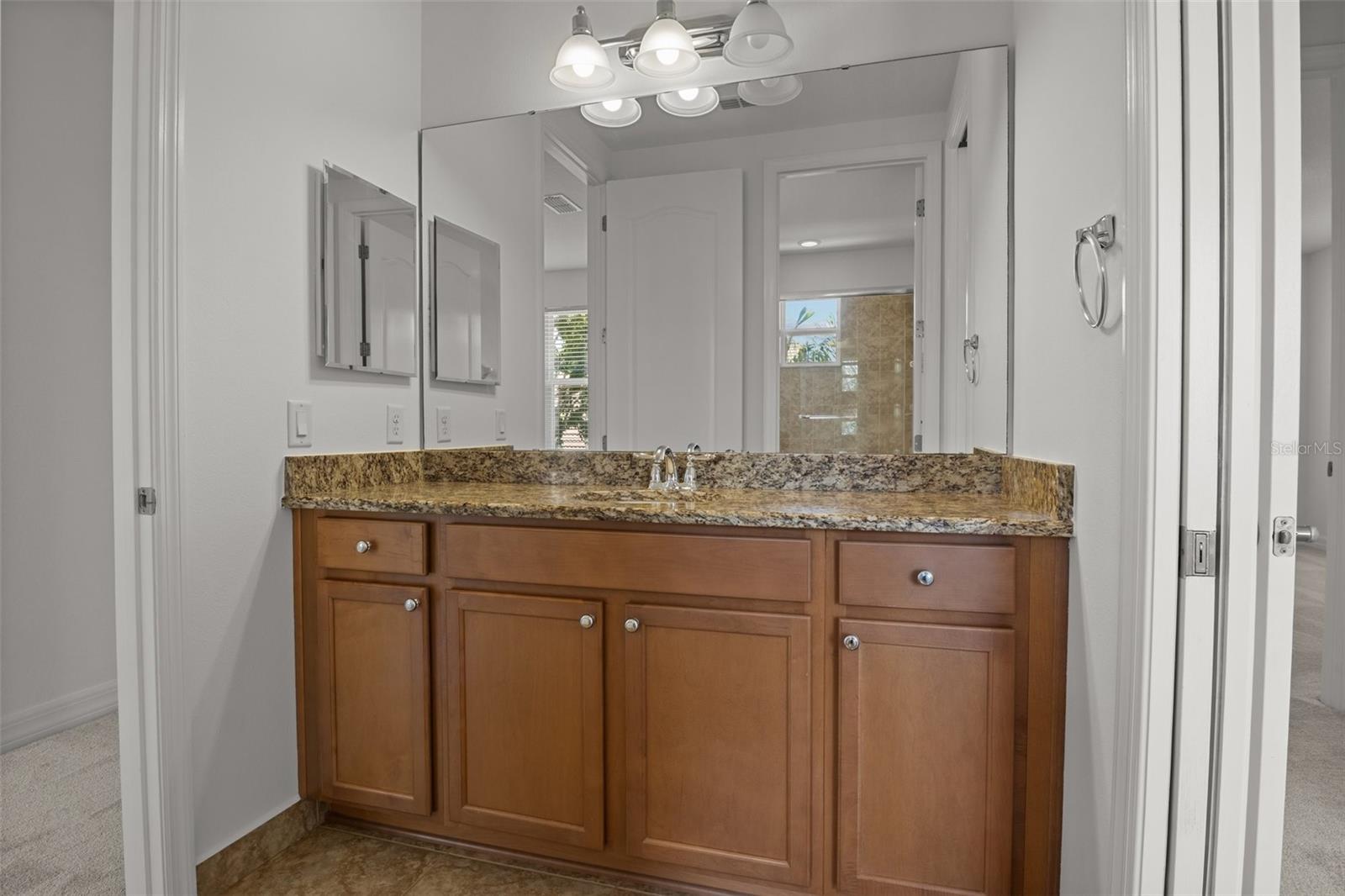 10410 BELFRY CIR