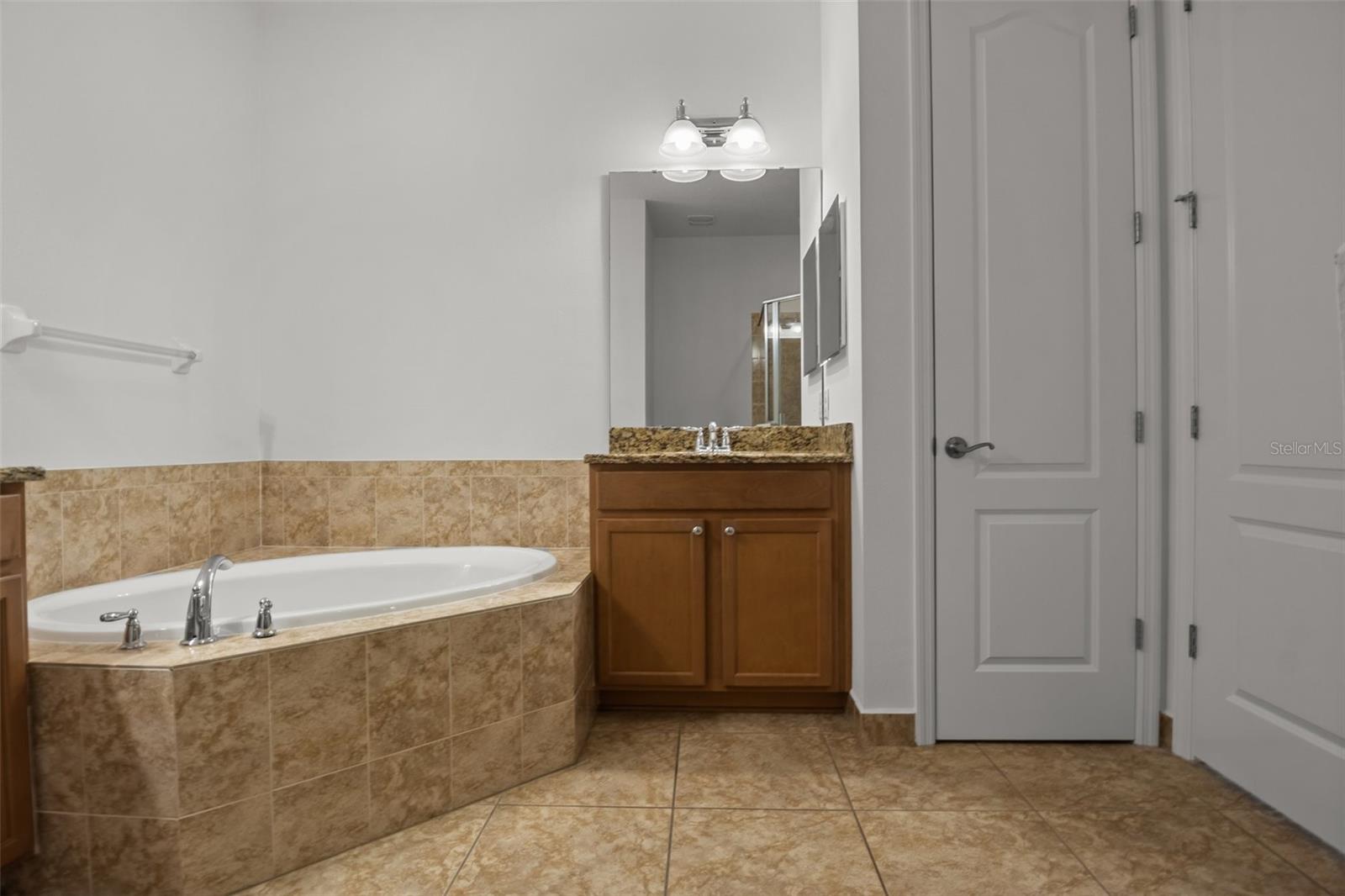 10410 BELFRY CIR