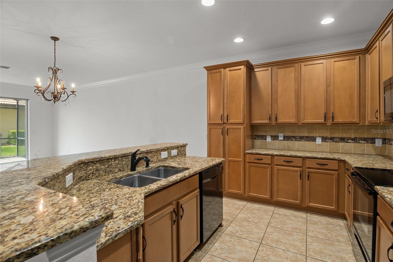 10410 BELFRY CIR