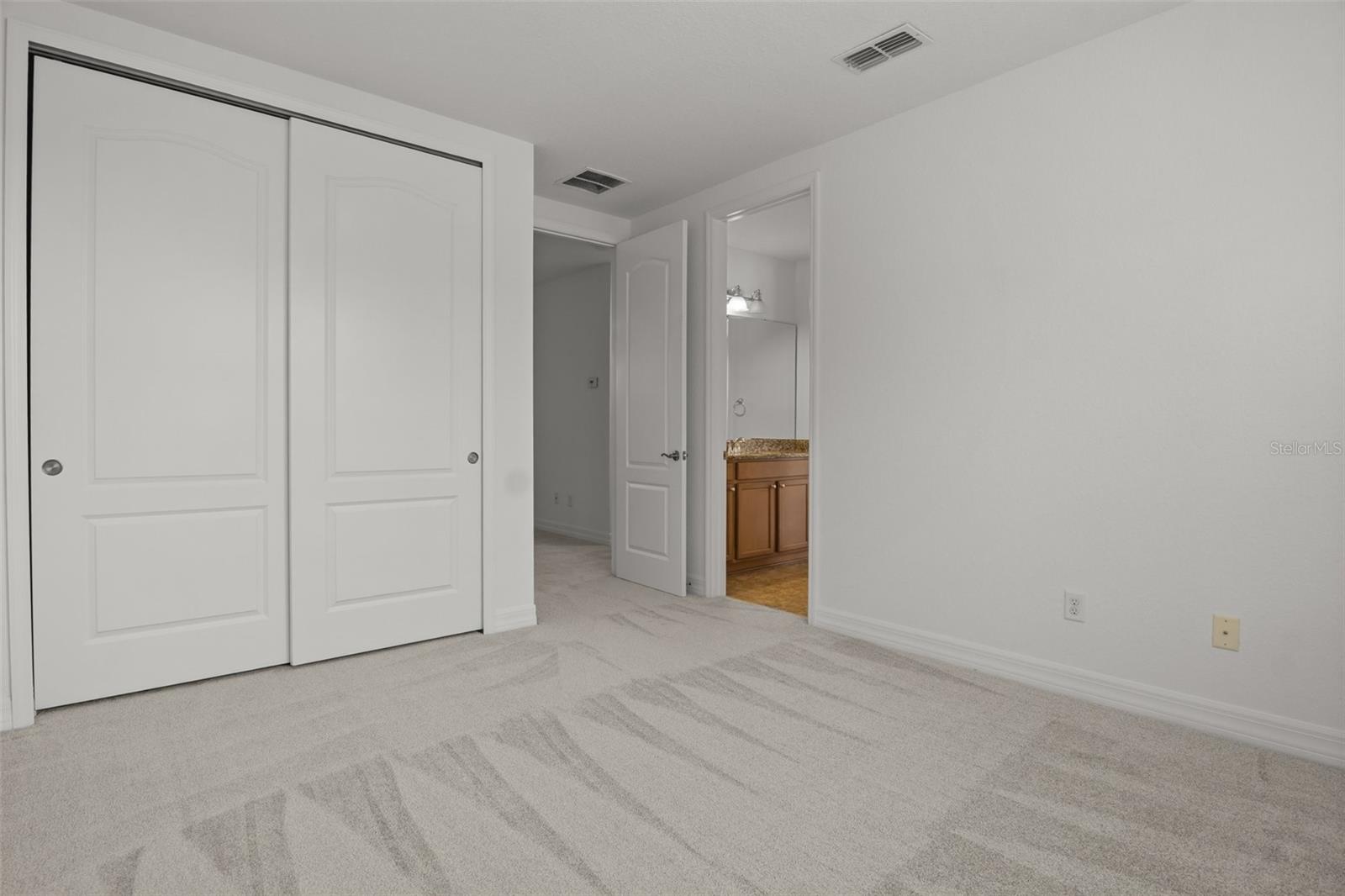 10410 BELFRY CIR