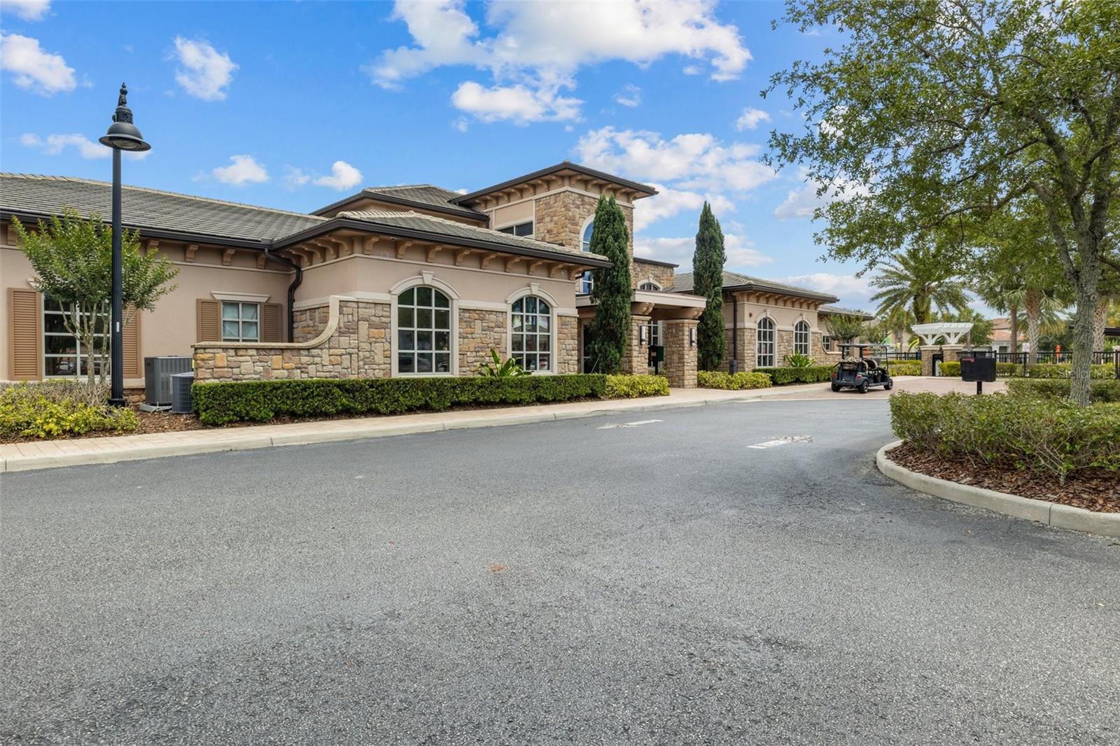10410 BELFRY CIR