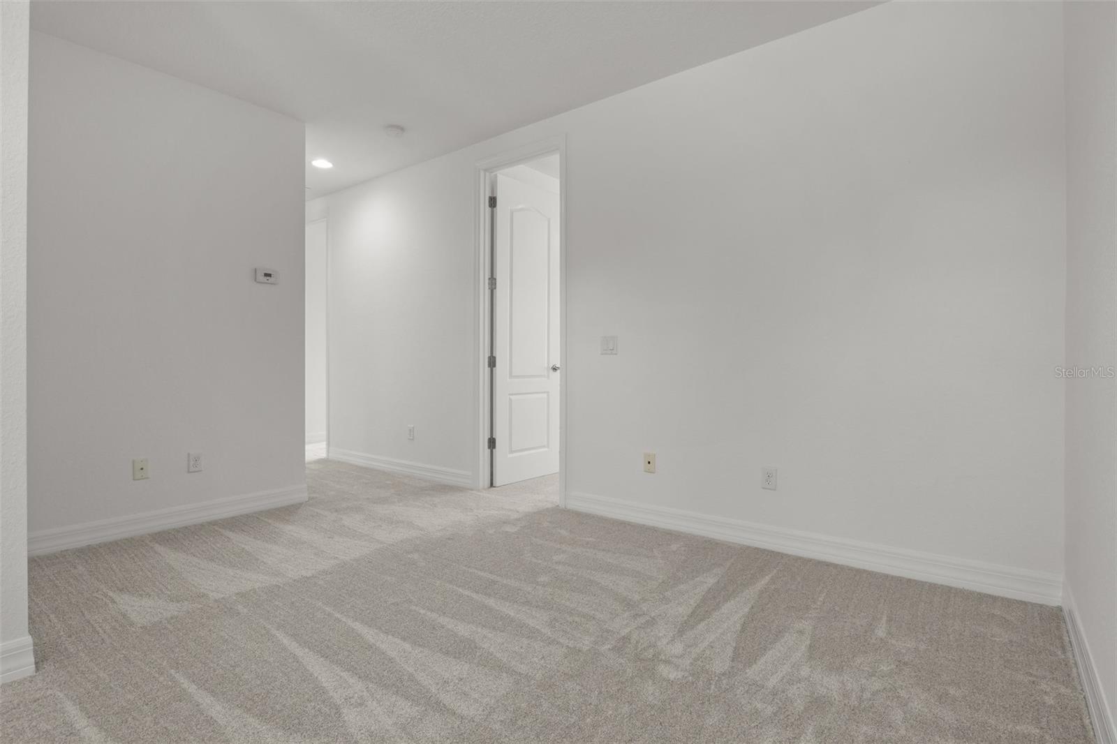 10410 BELFRY CIR