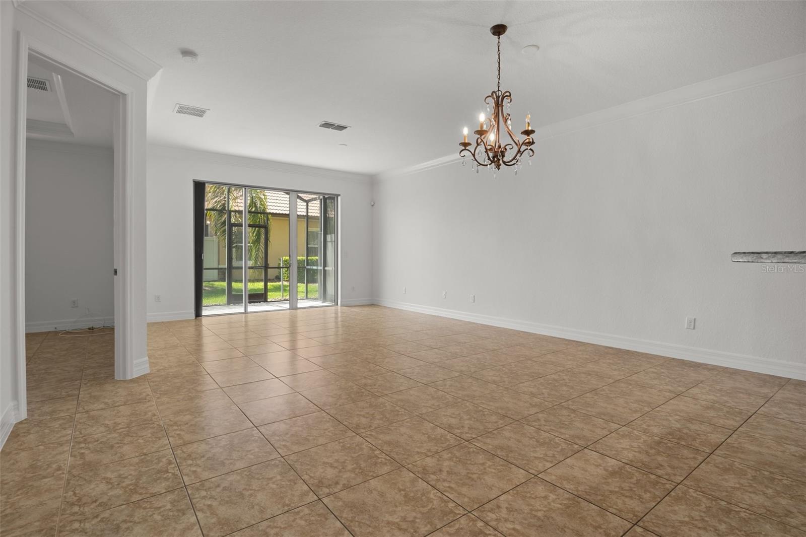 10410 BELFRY CIR