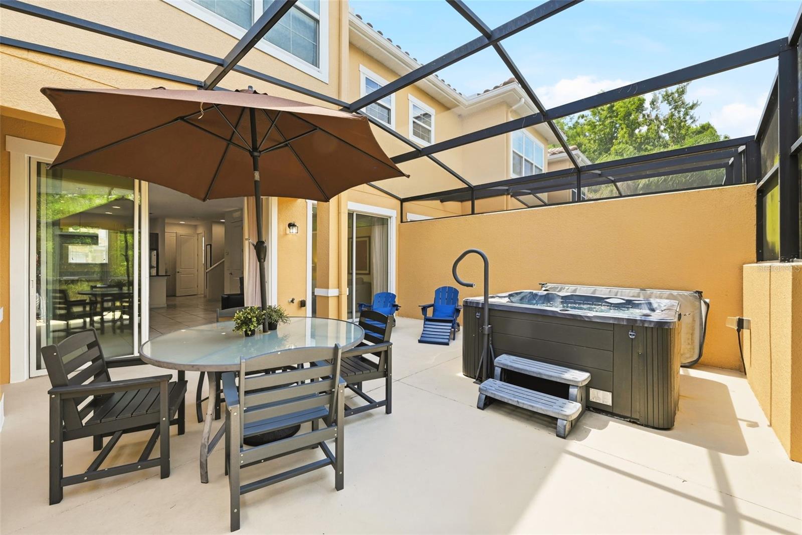 2606 ROADSTER LN