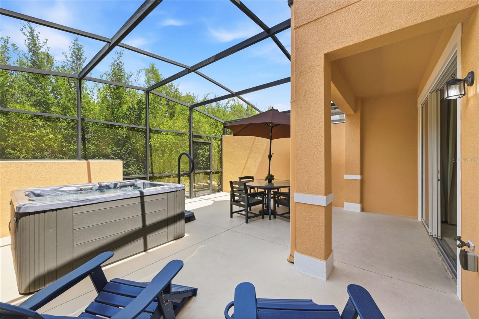 2606 ROADSTER LN