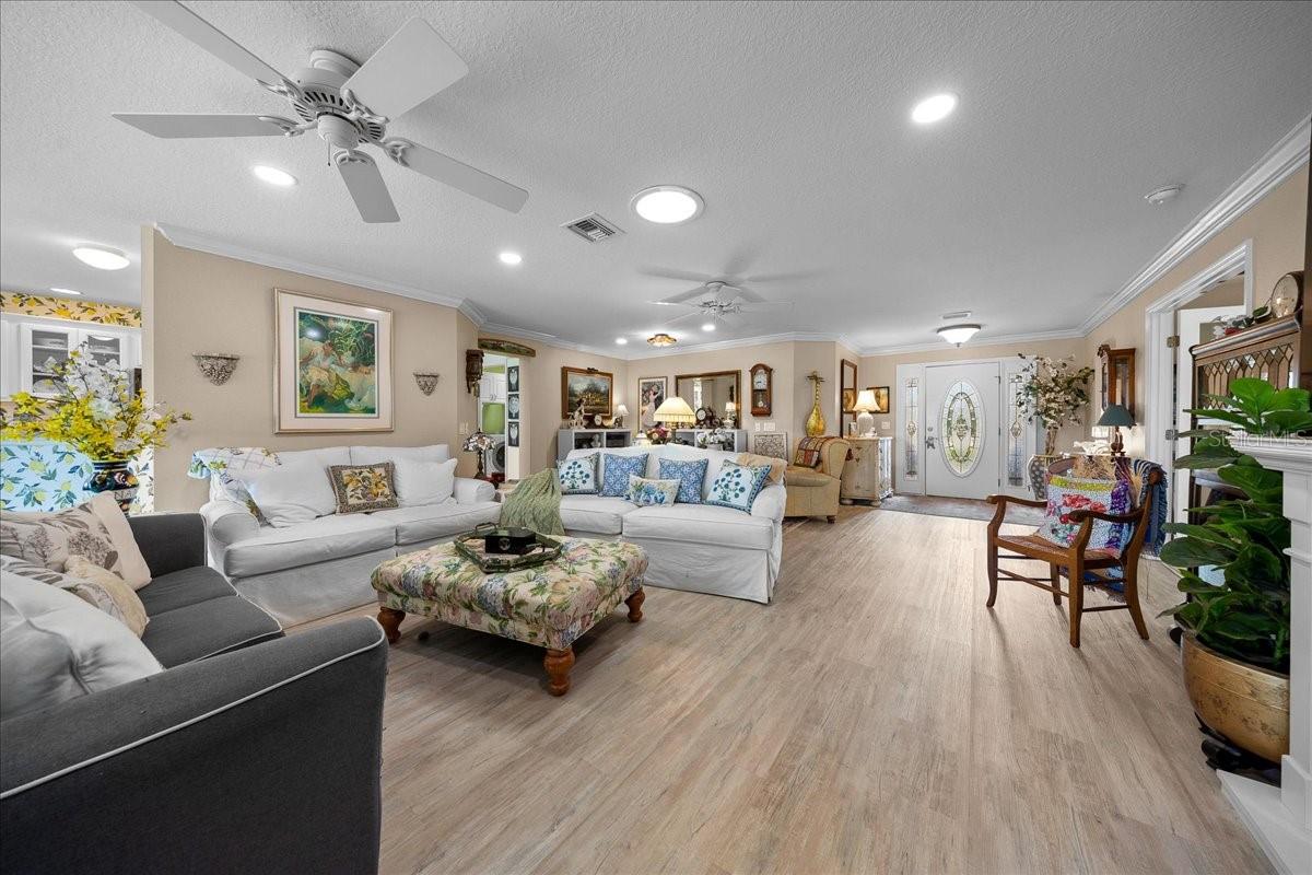 8998 SW 99TH COURT RD