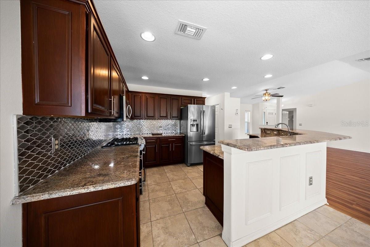 15813 SW 16TH AVENUE RD