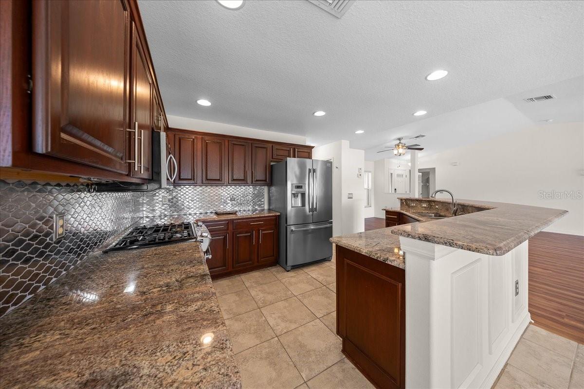 15813 SW 16TH AVENUE RD