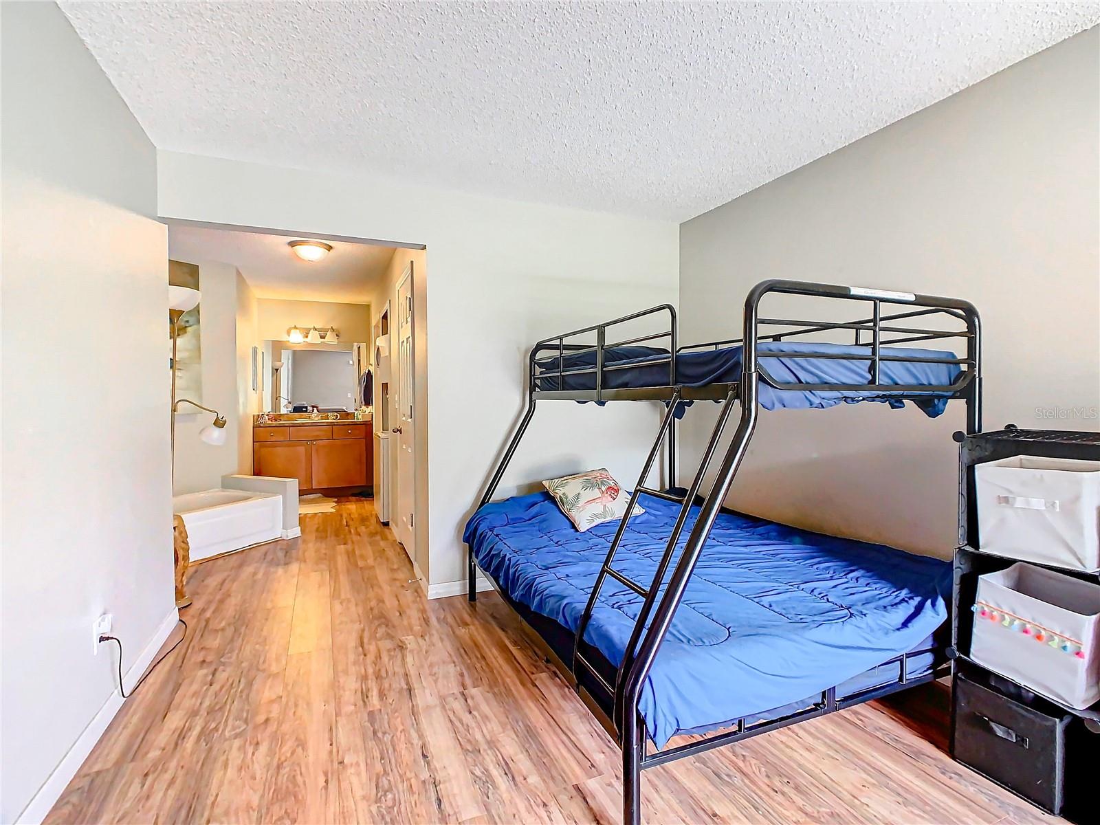 8102 WATERVIEW WAY #8102