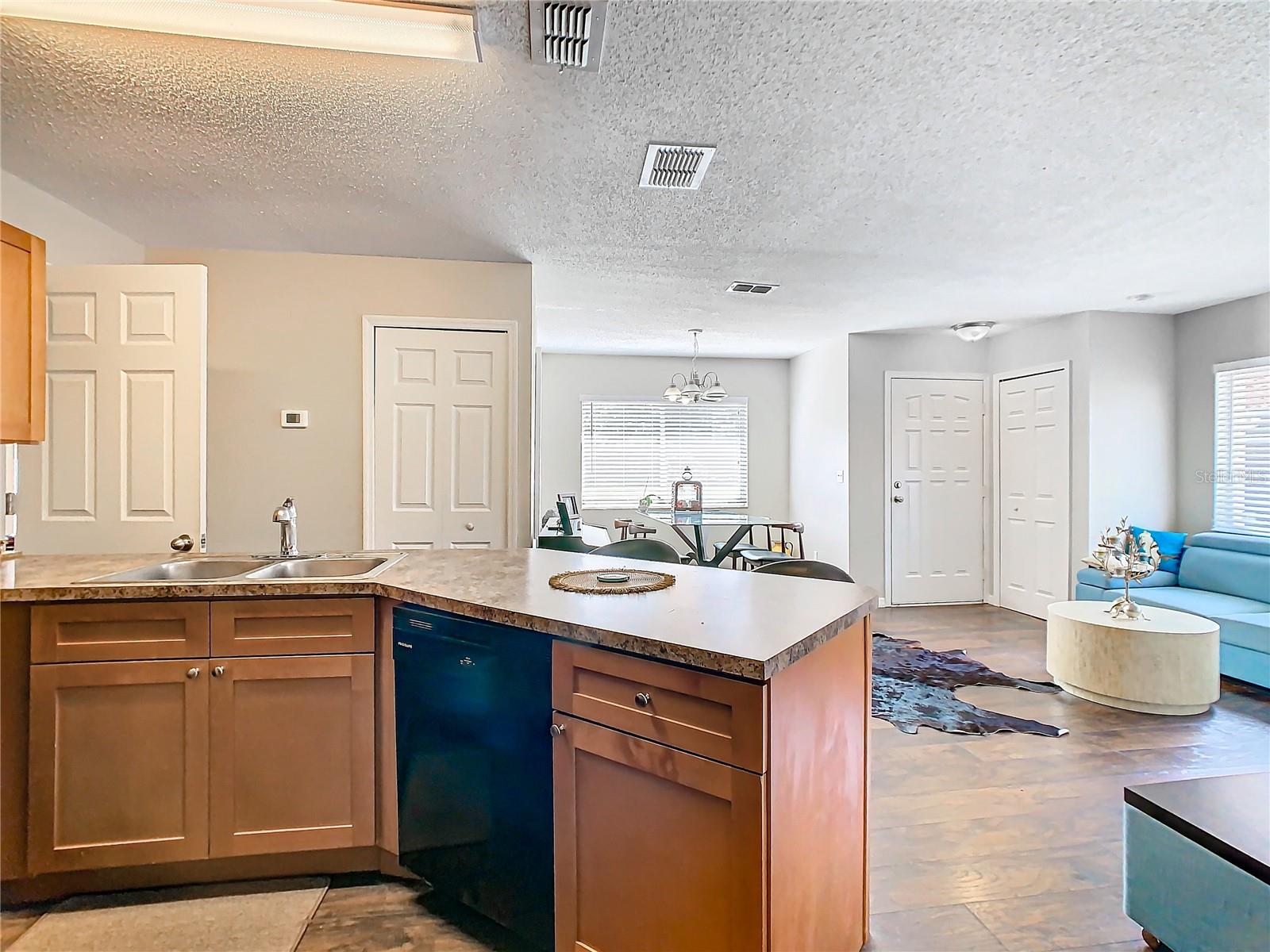 8102 WATERVIEW WAY #8102