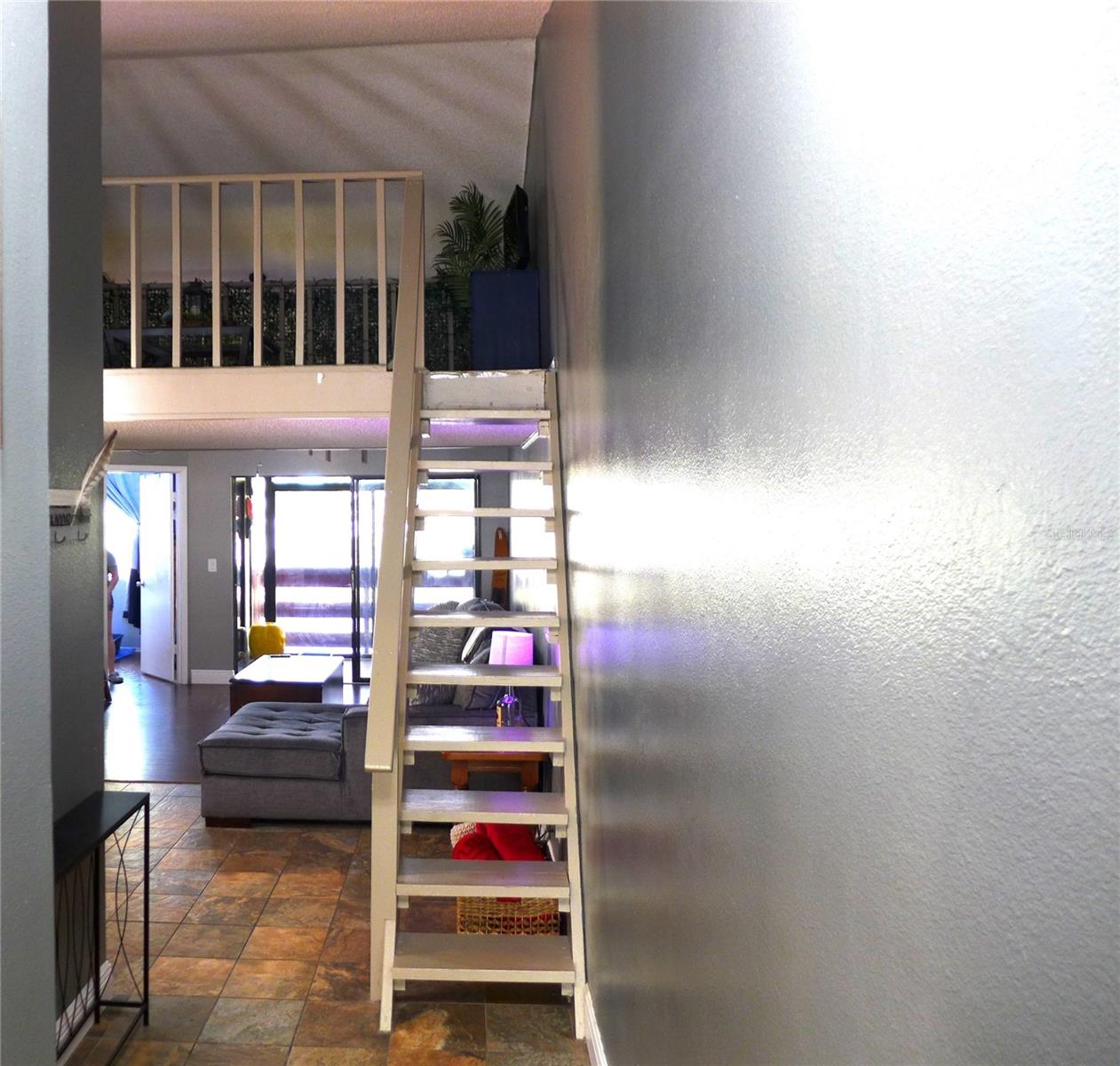 1711 GARDEN LAKE DR #1711