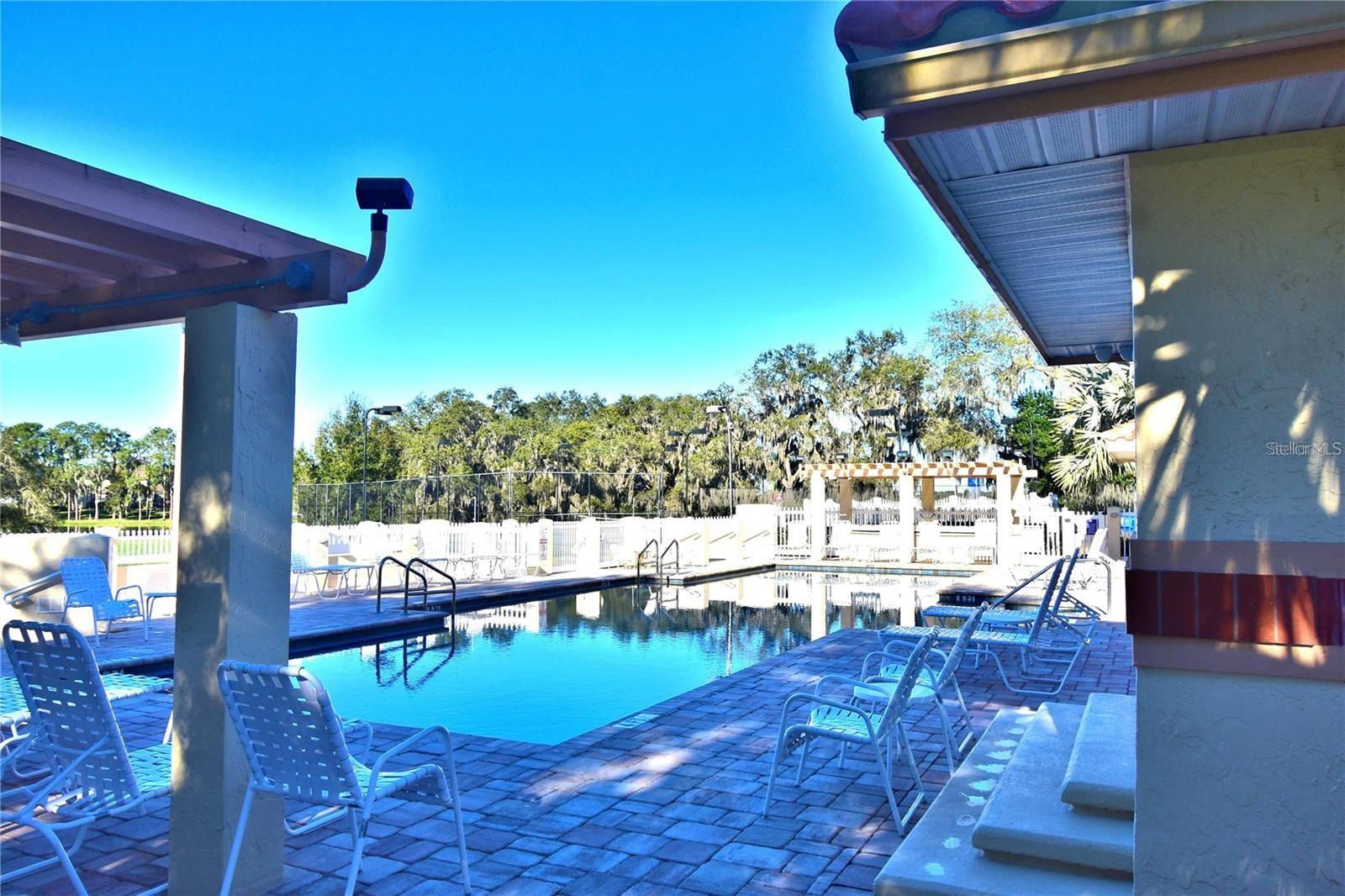 1711 GARDEN LAKE DR #1711