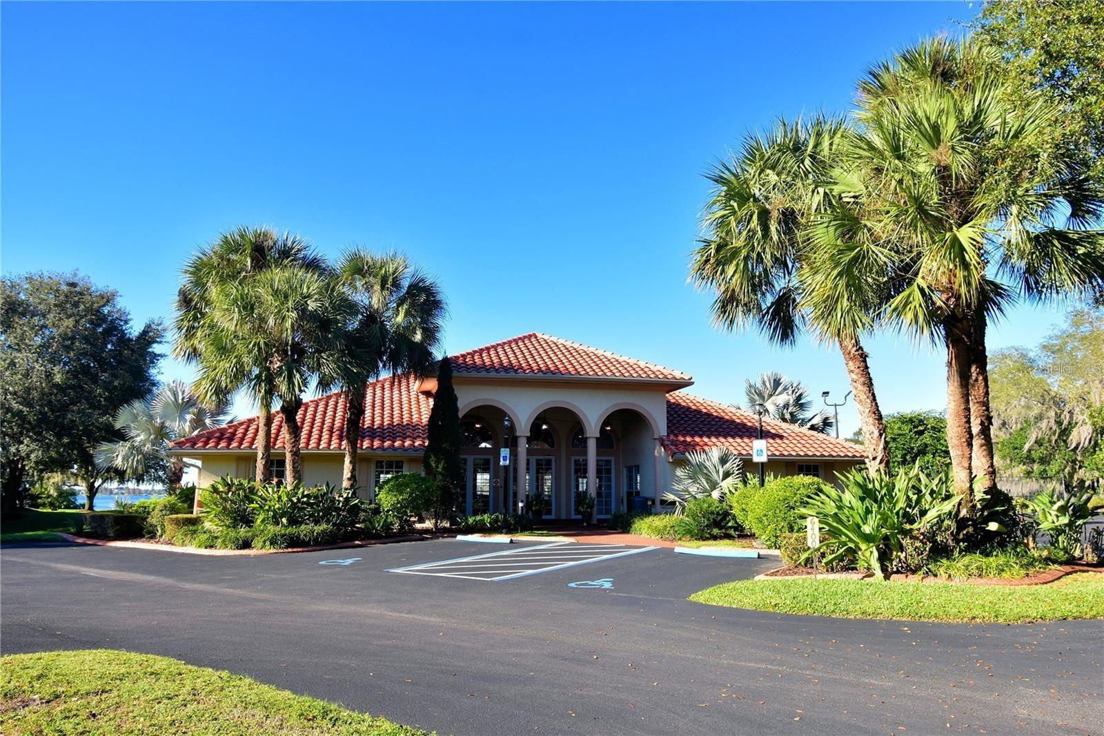 1711 GARDEN LAKE DR #1711