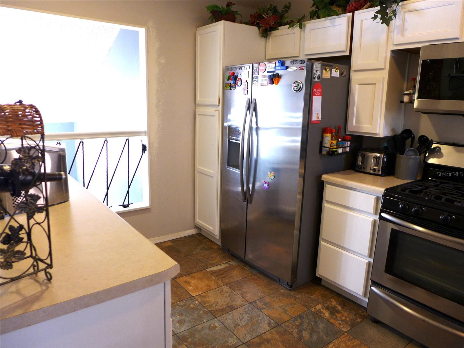 1711 GARDEN LAKE DR #1711