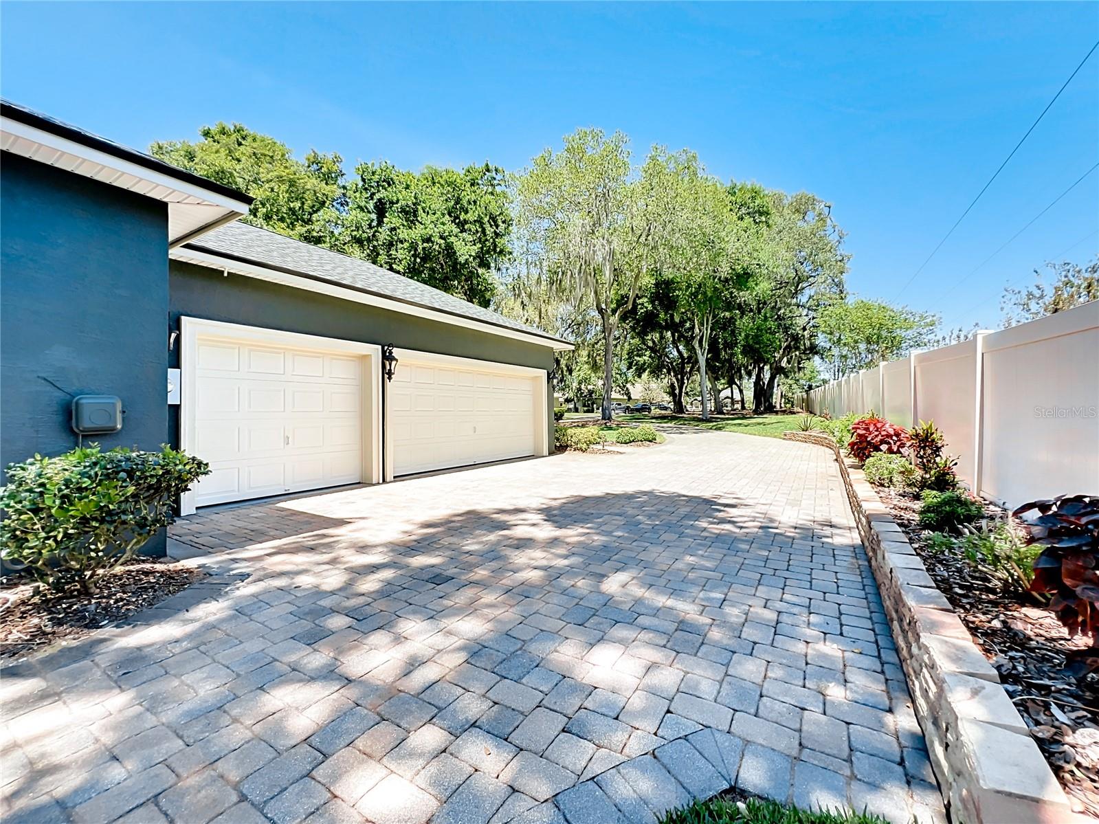 1044 ASHTON WOODS LN