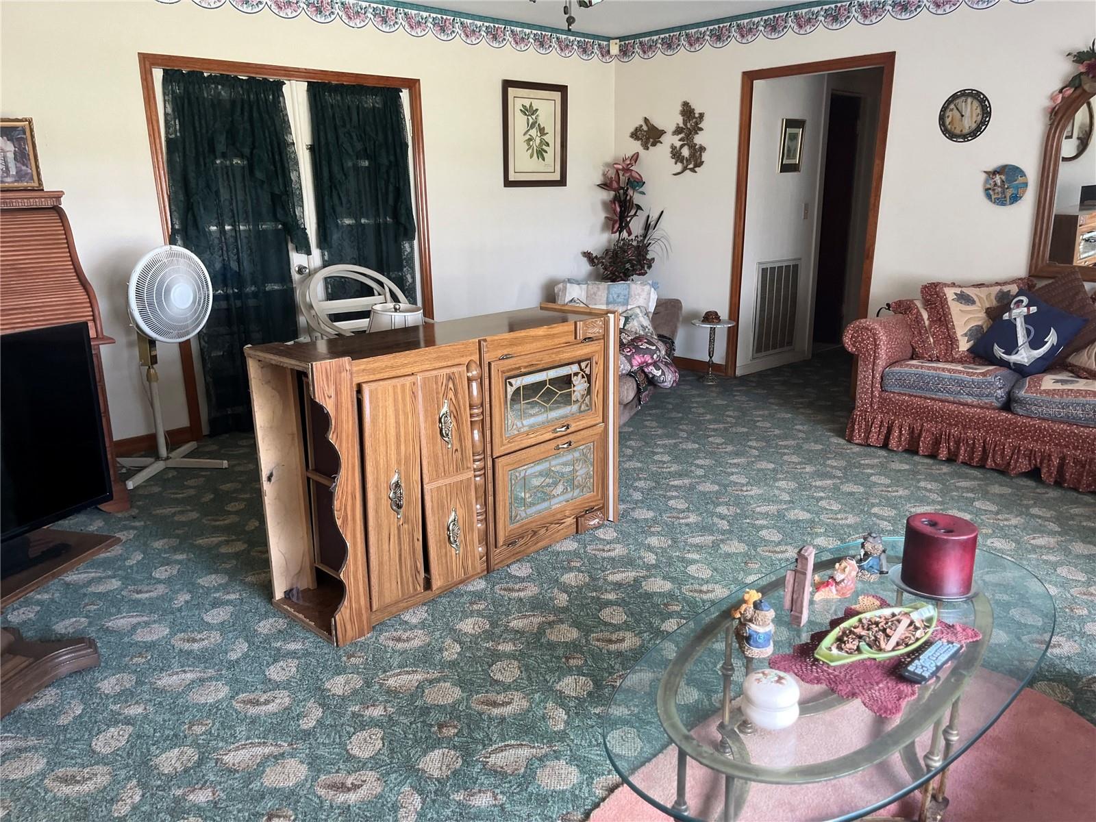 1450 W LAKE CANNON DR NW