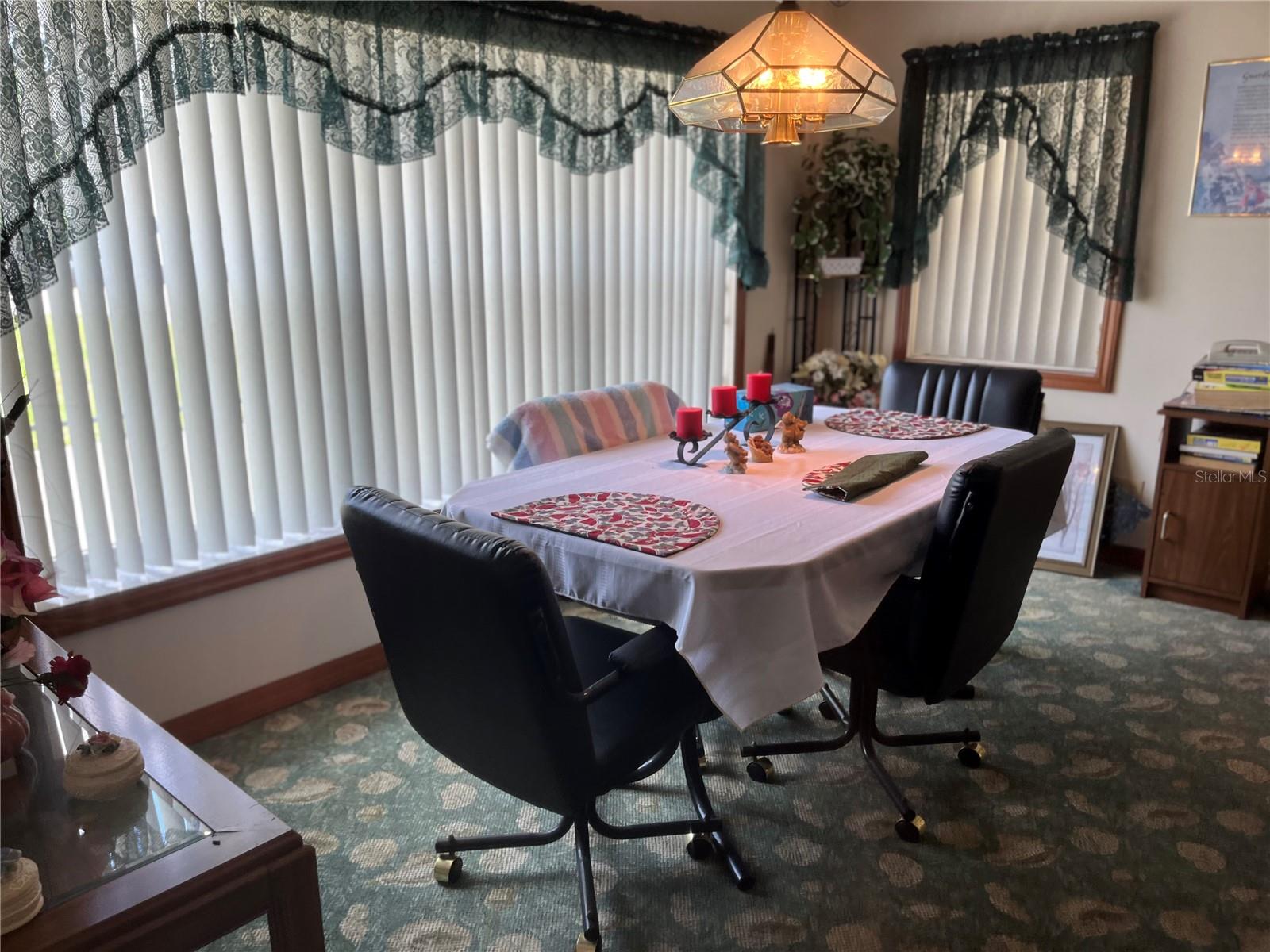 1450 W LAKE CANNON DR NW