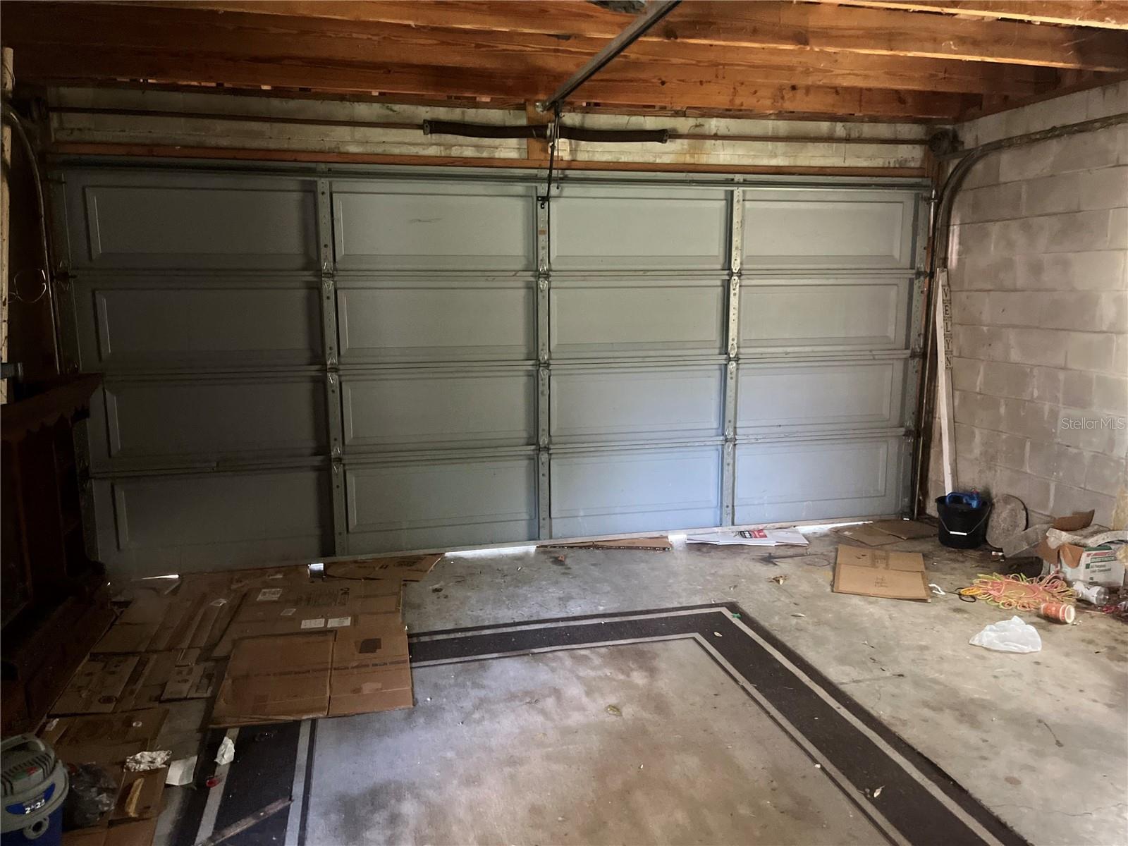 1450 W LAKE CANNON DR NW