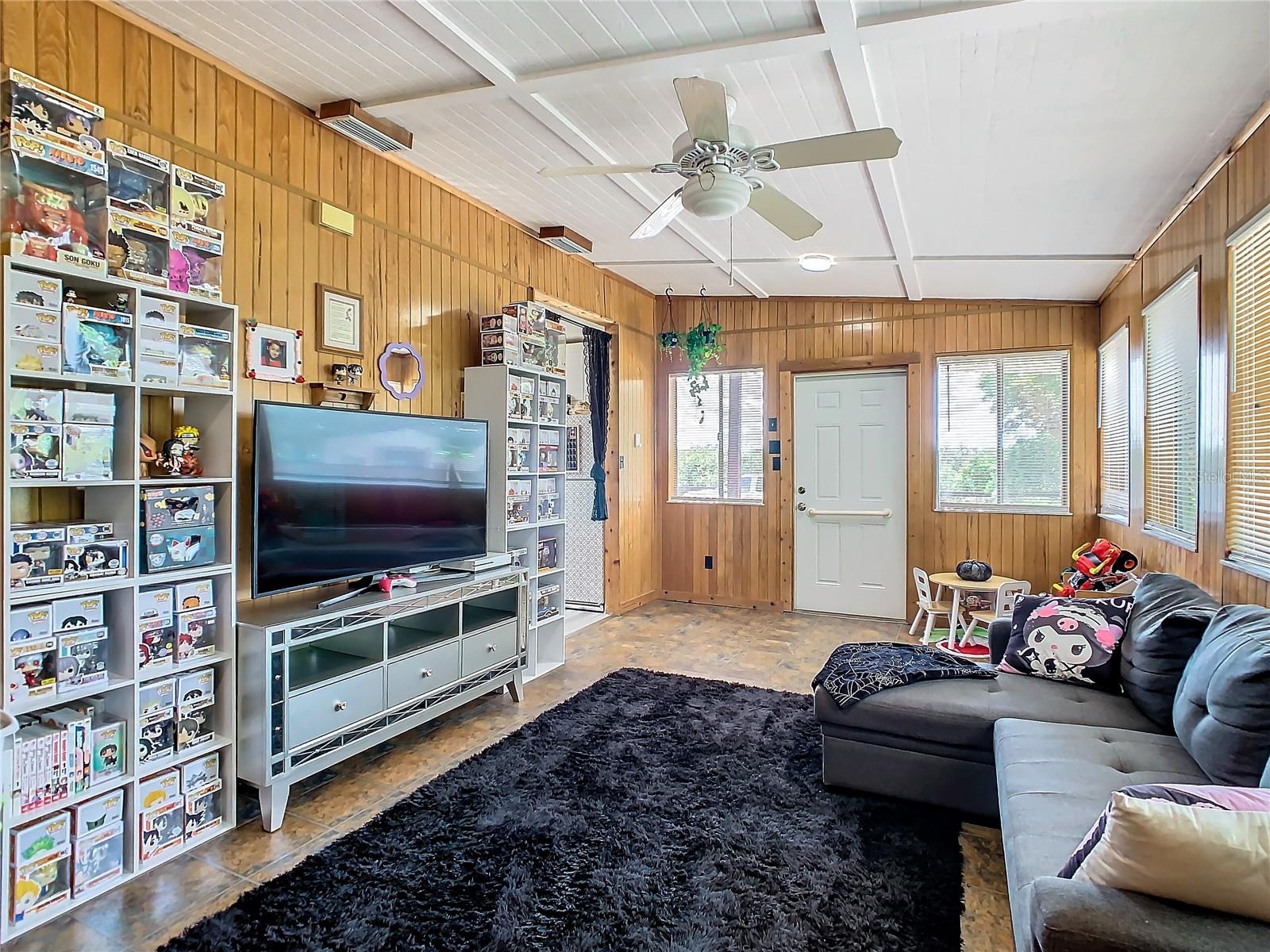 2741 EDWARDS RD