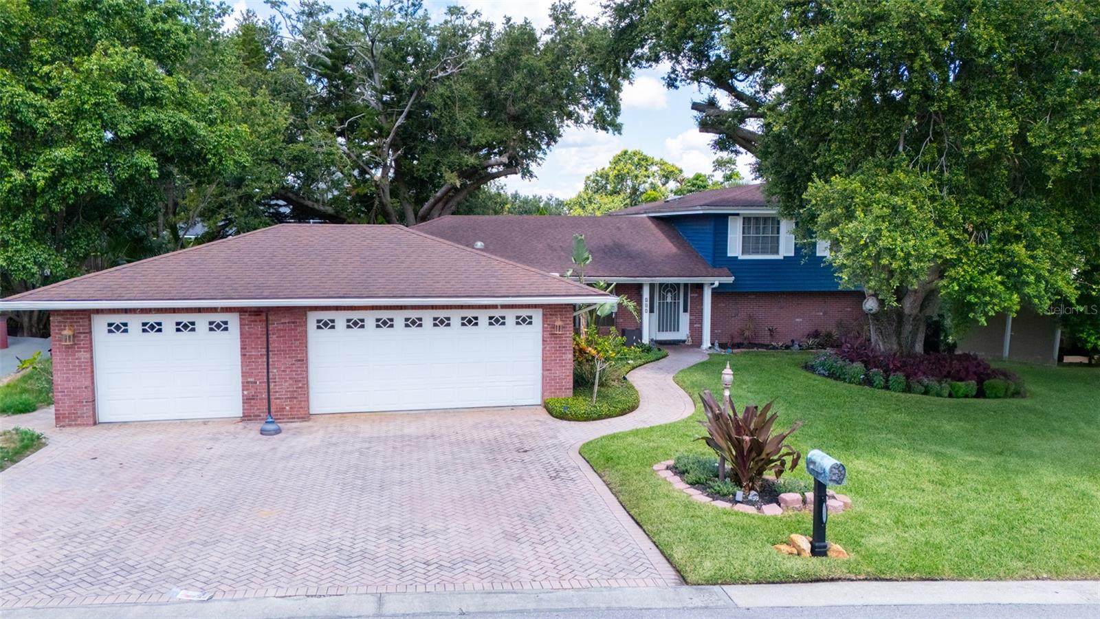 237 MANATEE RD