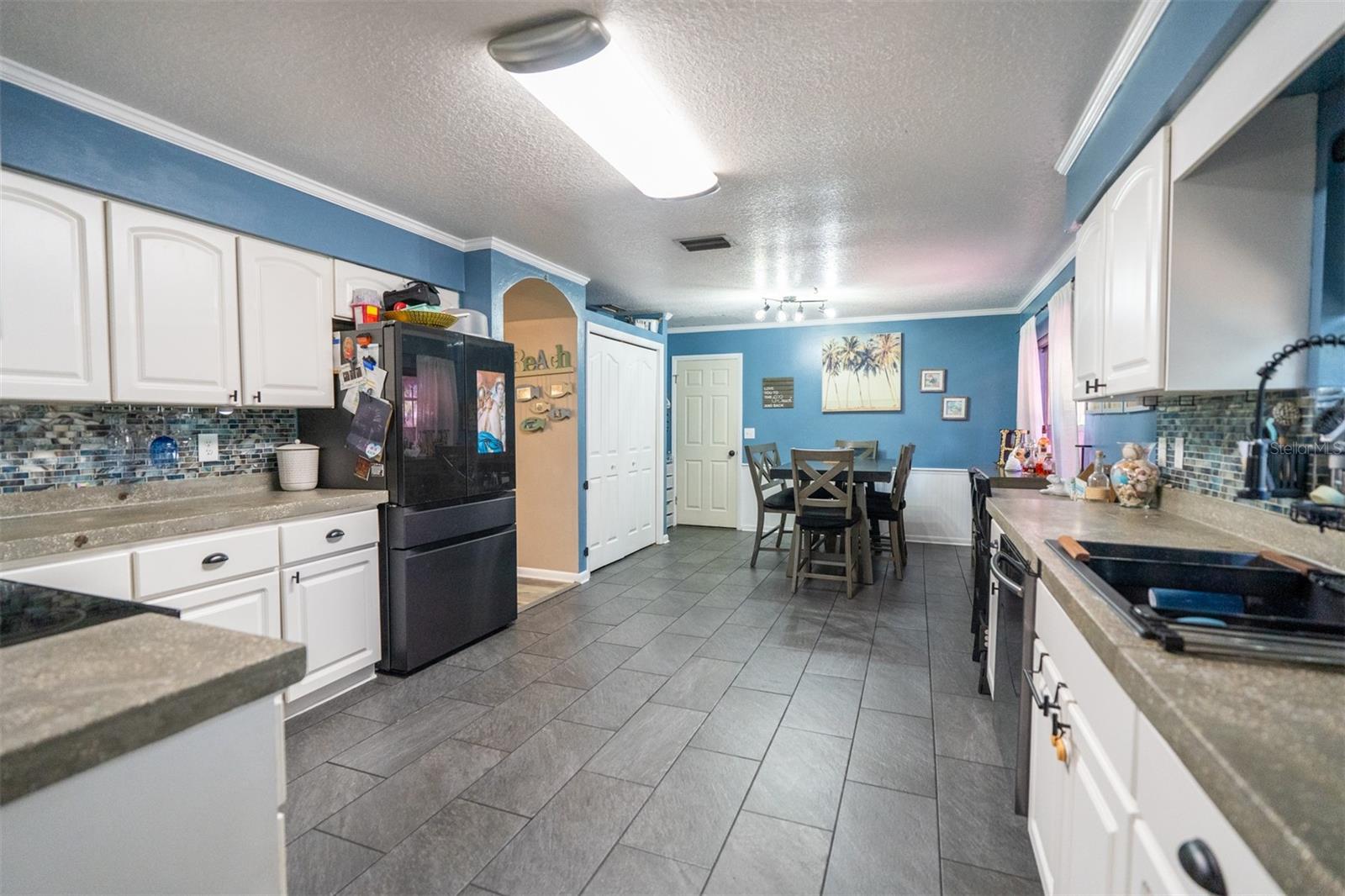 237 MANATEE RD