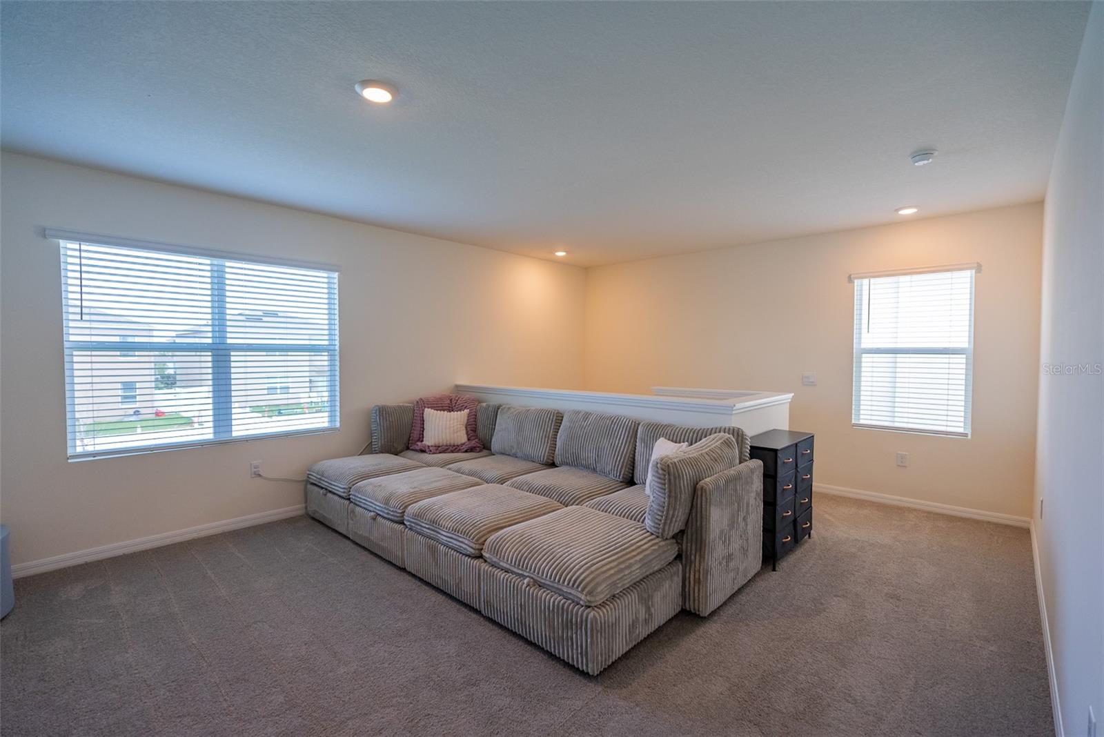 1063 BRIMSTONE CIR