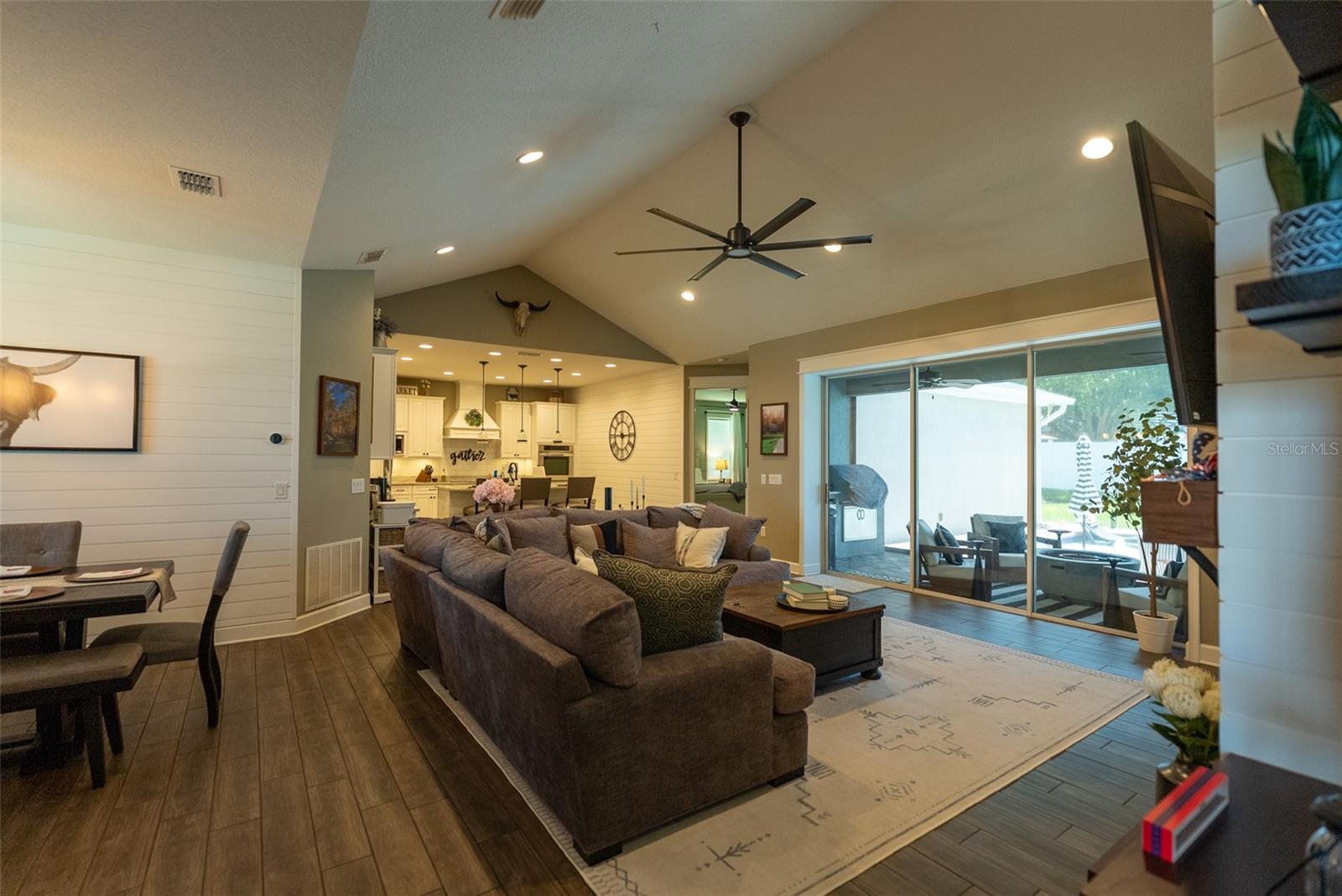 6710 WINTERSET GARDENS RD