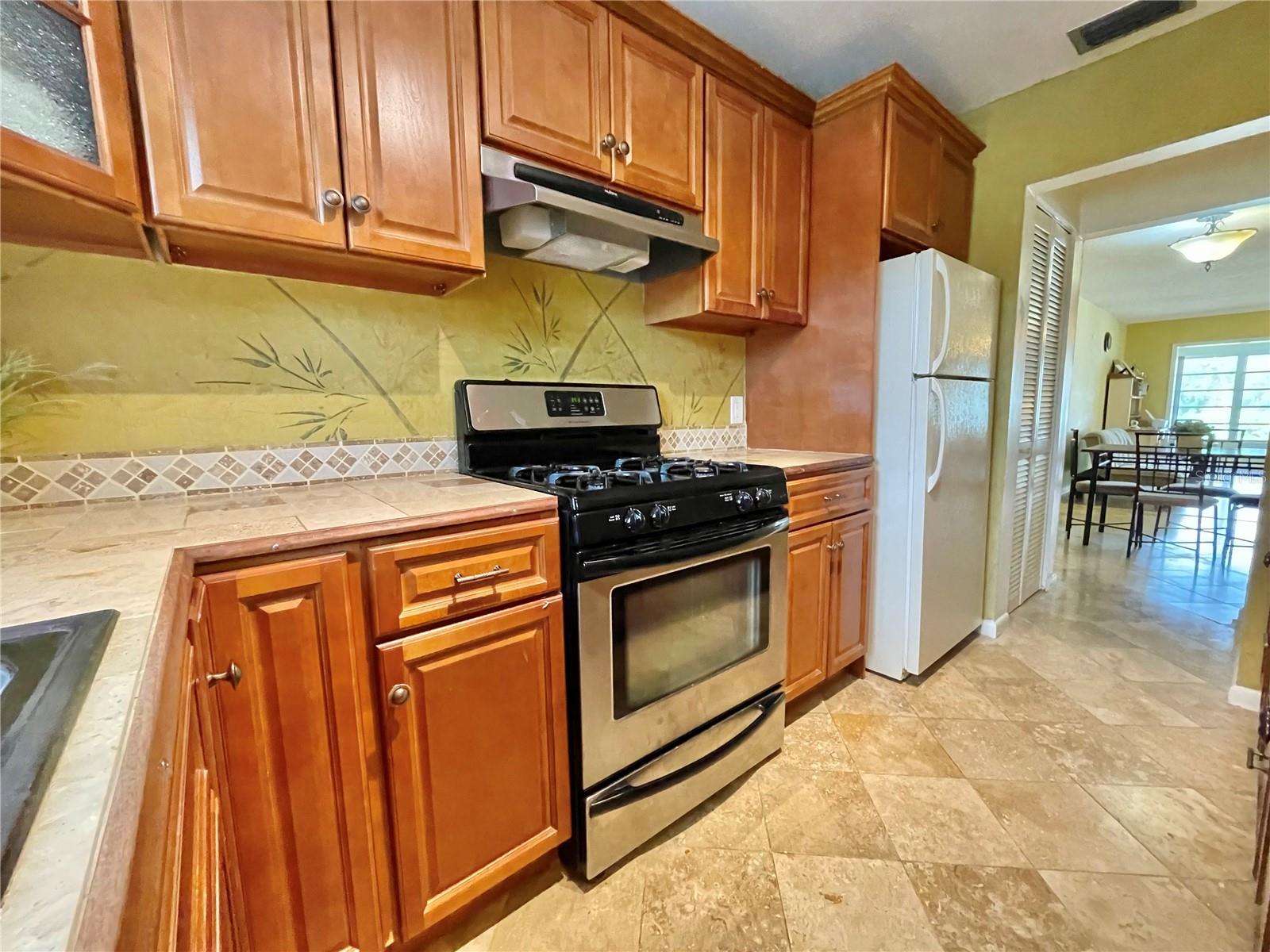 100 EL CAMINO DR #308