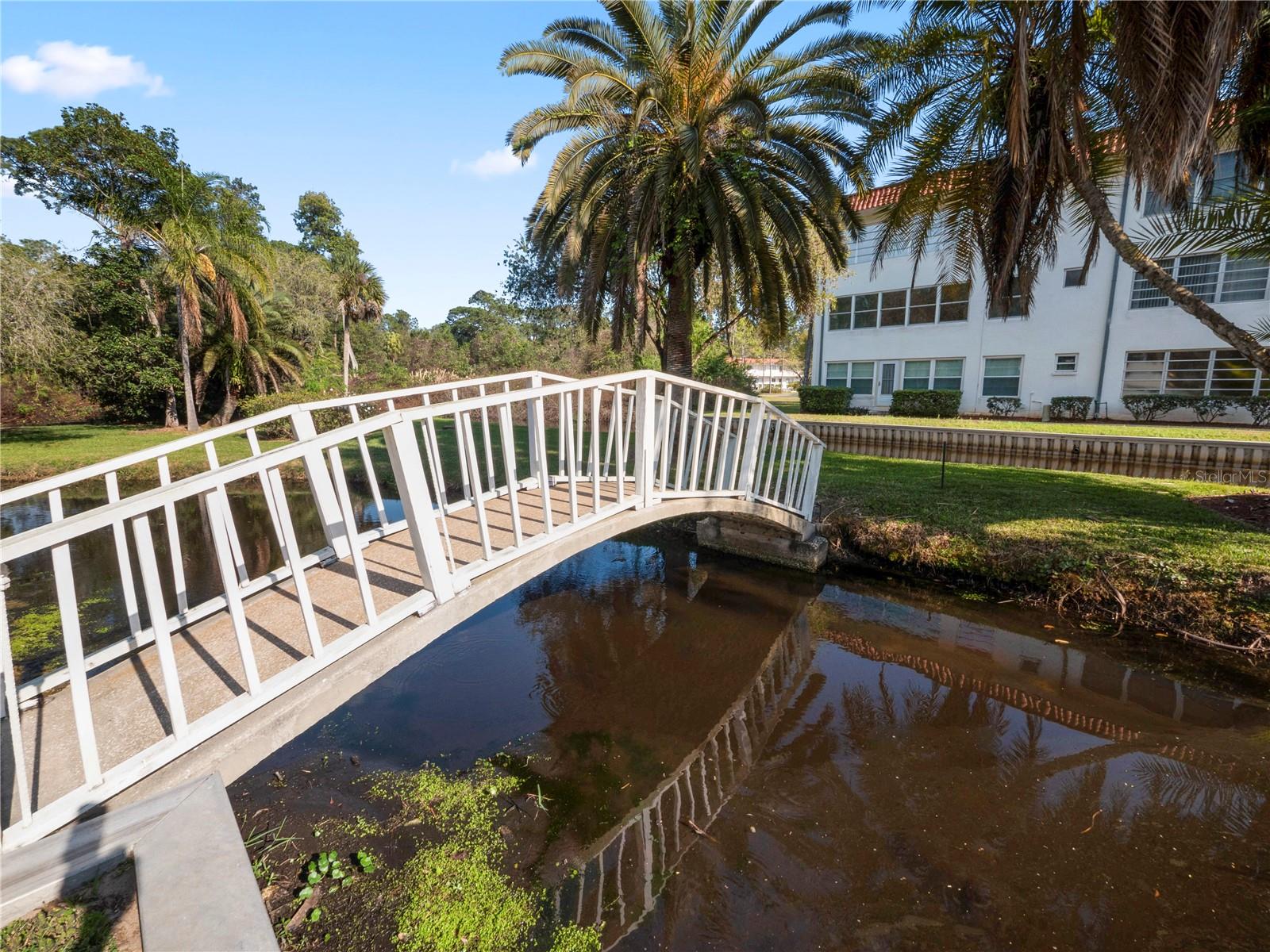 100 EL CAMINO DR #308