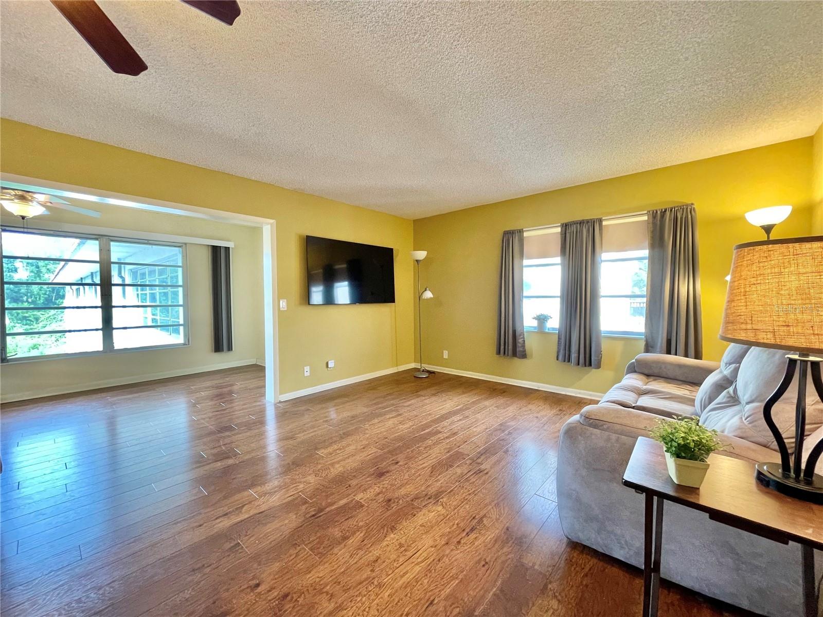 100 EL CAMINO DR #308