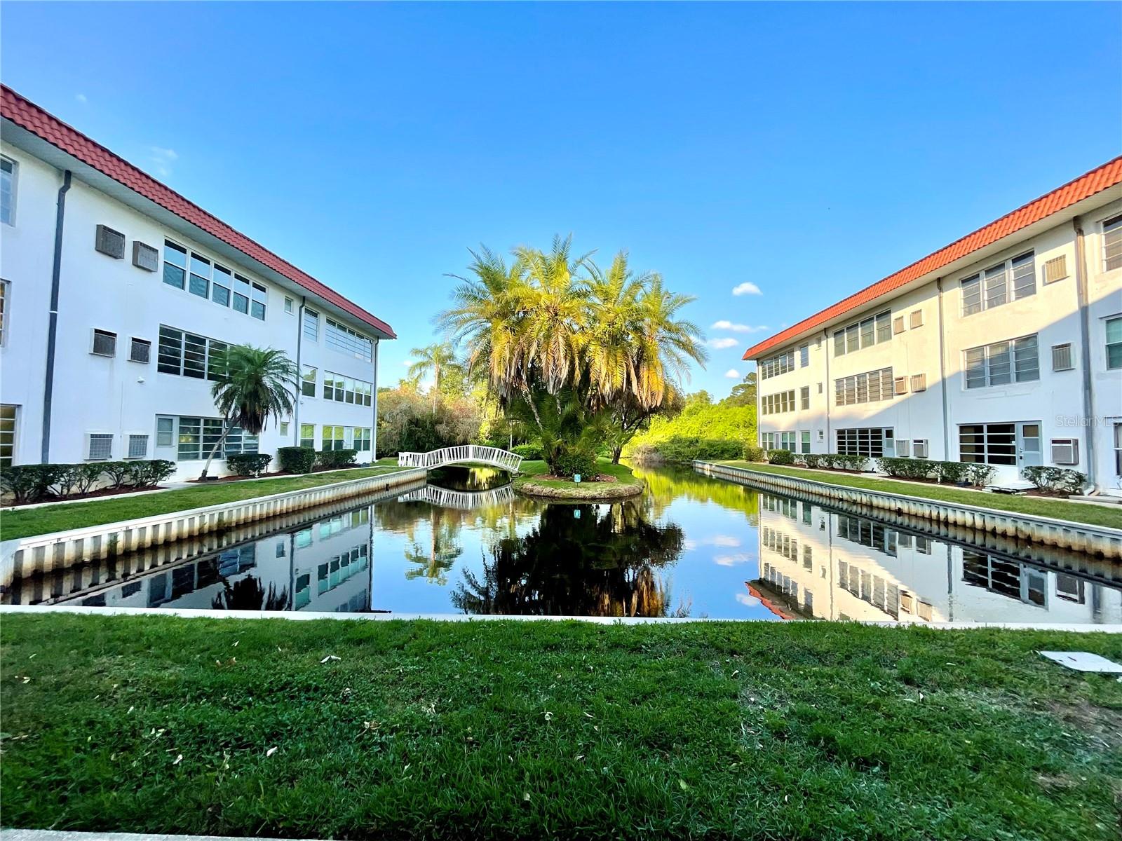 100 EL CAMINO DR #308