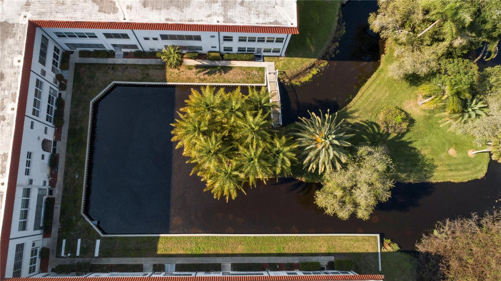 100 EL CAMINO DR #308