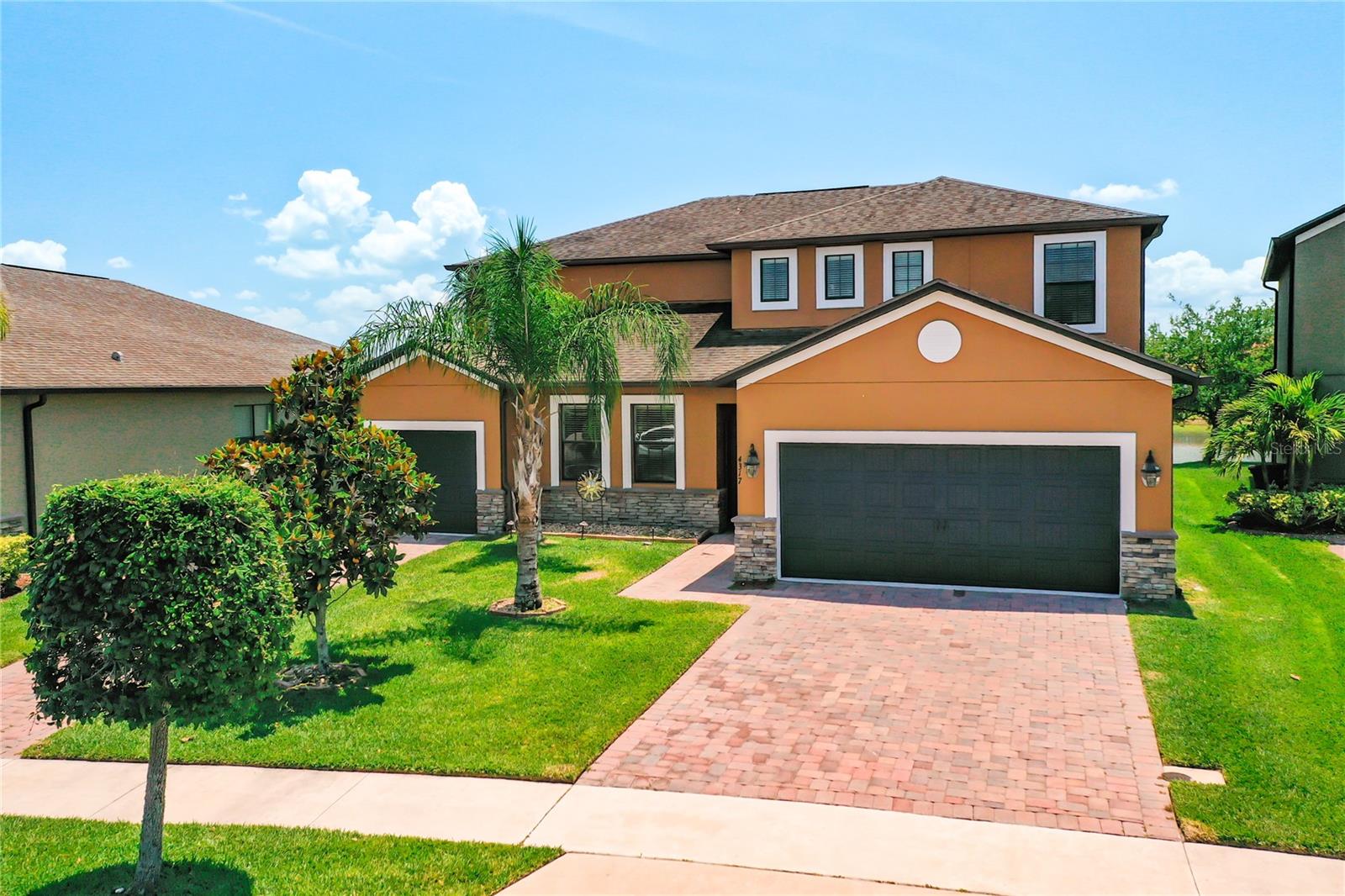 4317 SUMMER BREEZE WAY