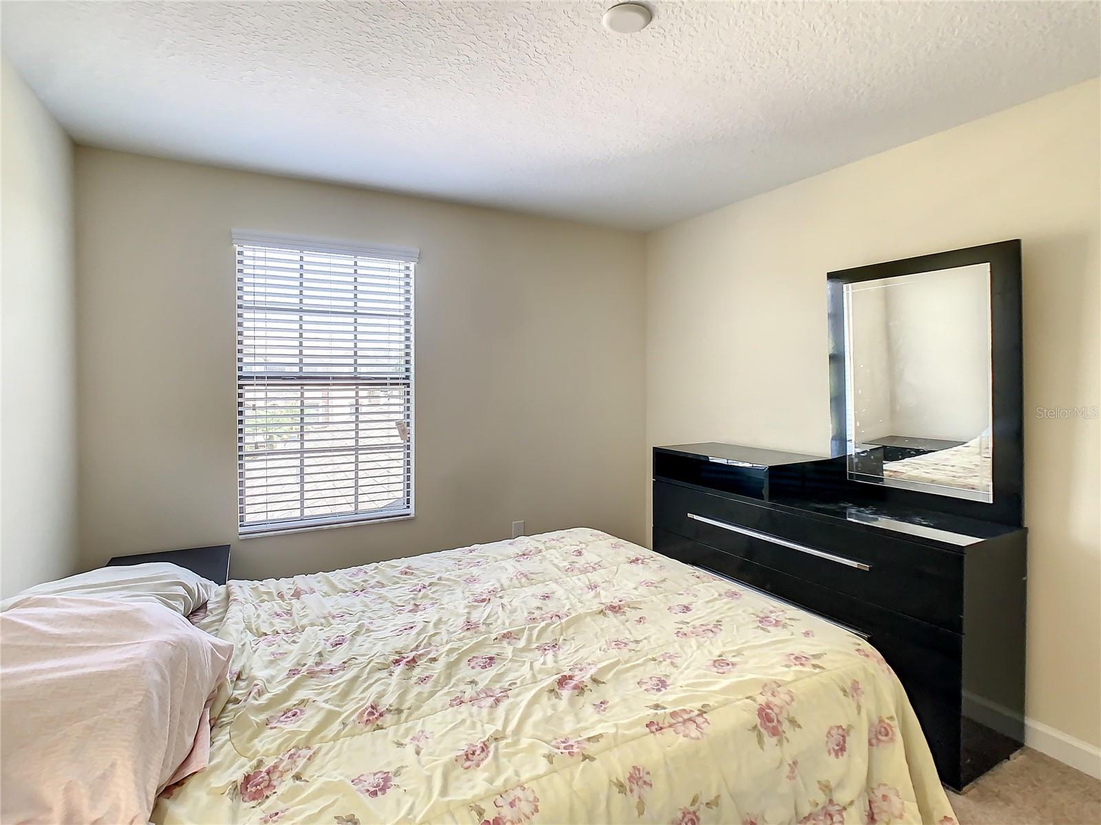 4317 SUMMER BREEZE WAY