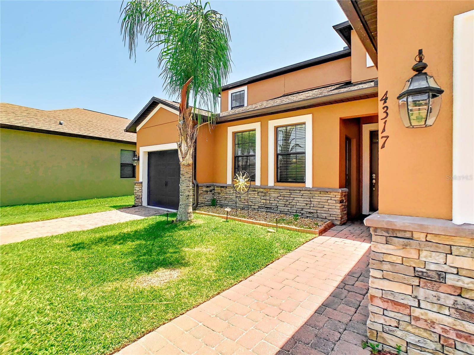 4317 SUMMER BREEZE WAY