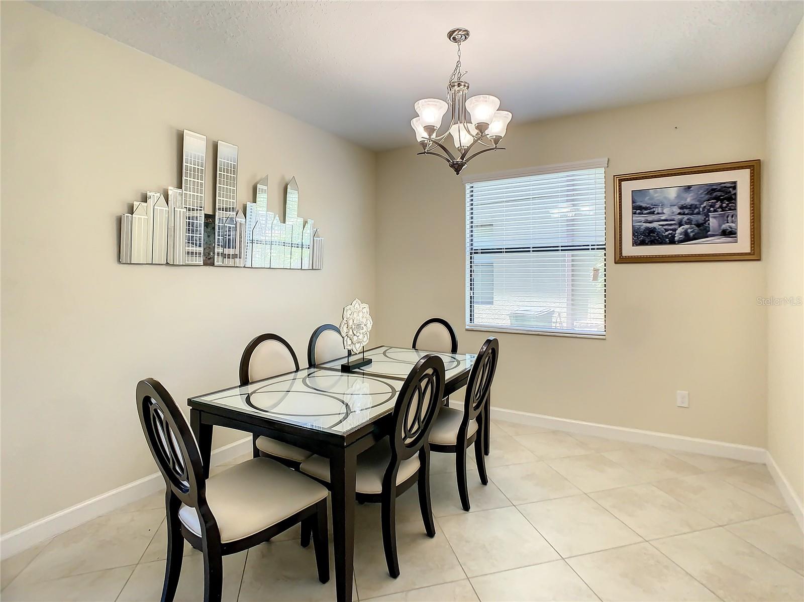 4317 SUMMER BREEZE WAY