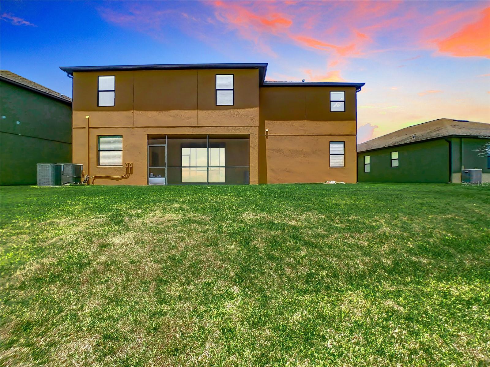 4317 SUMMER BREEZE WAY