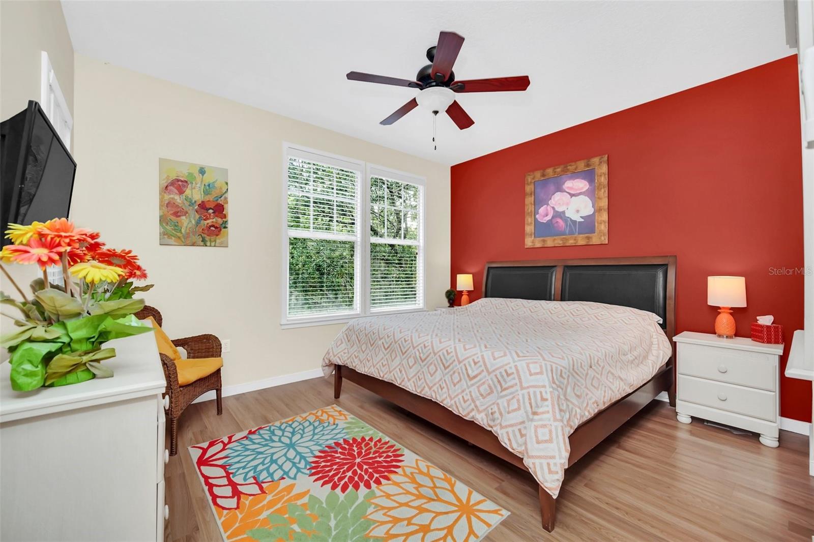 611 CAMPUS ST #350